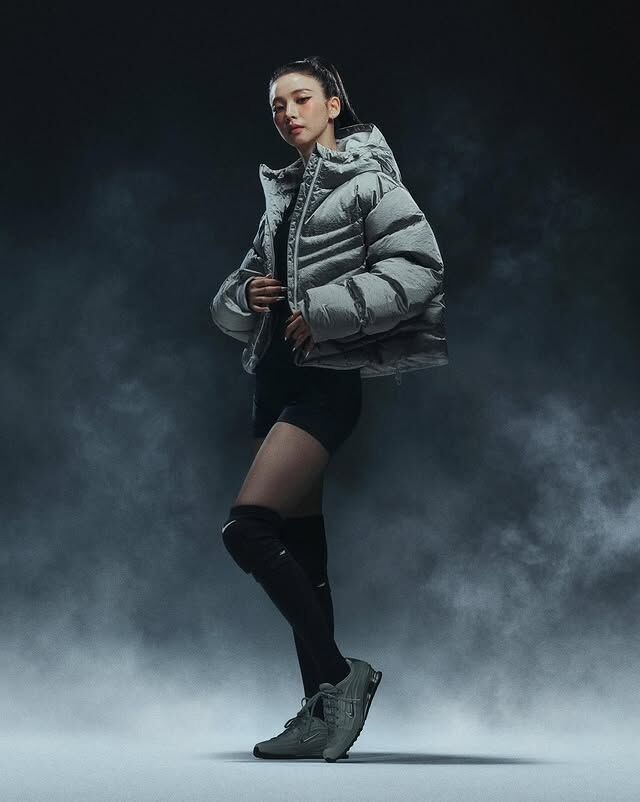 Karina 同款 W Nike Shox Z Metallic Silver 銀灰 HQ7540-001