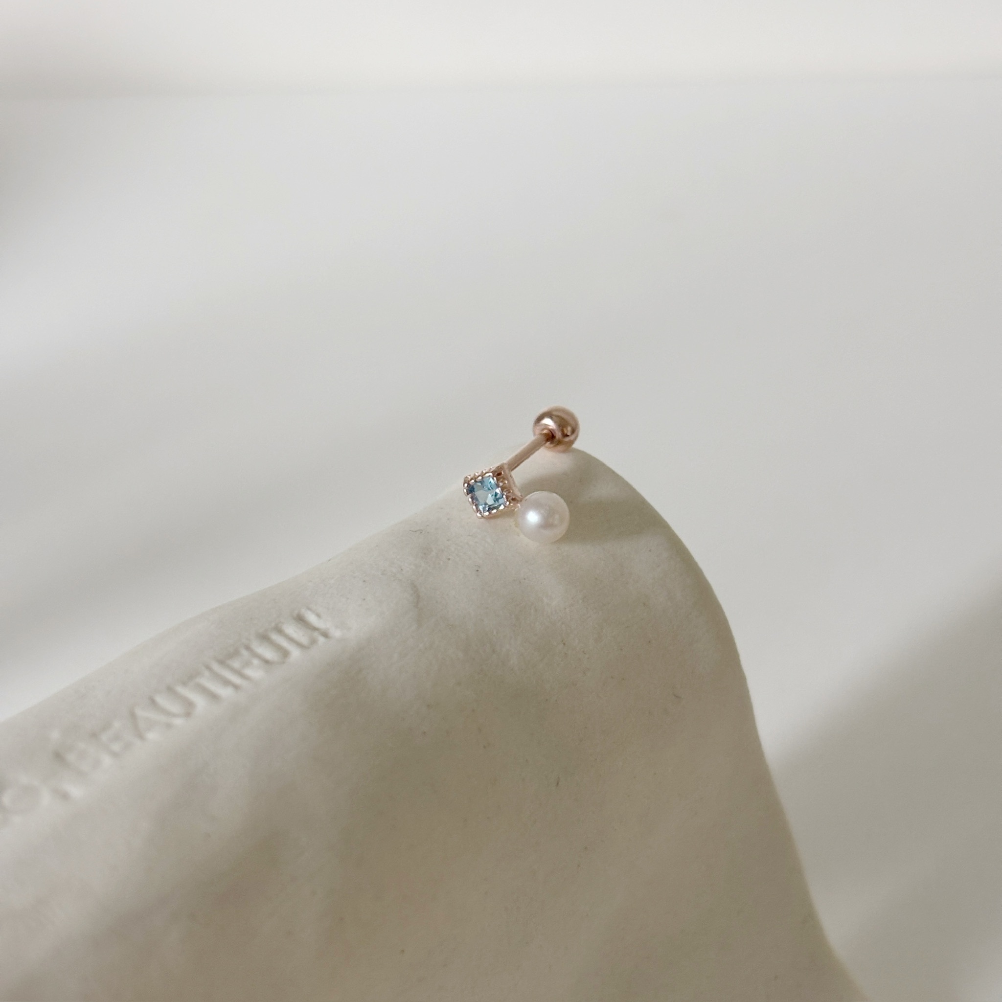 菱形托帕石珍珠轉珠耳環