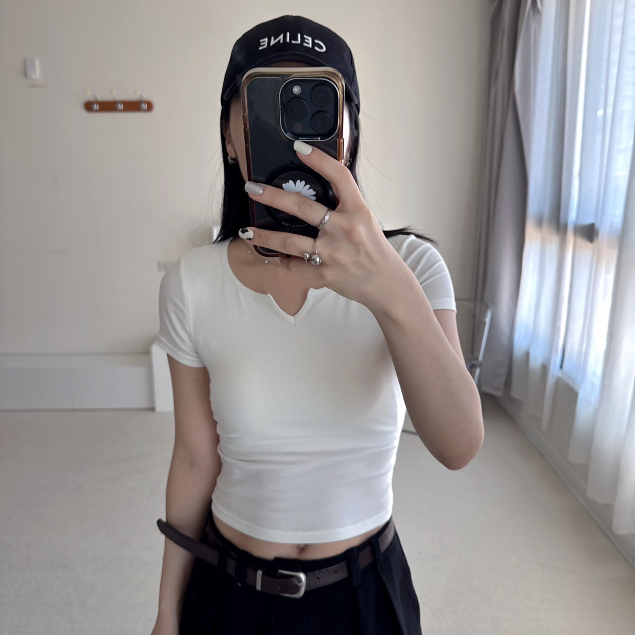 胸前小開叉背摟空短袖bra T（現貨）