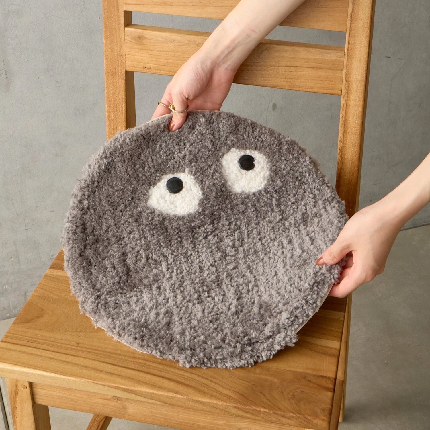 椅墊∣飛行怪獸系列 大象灰∣日本 AND PACKABLE