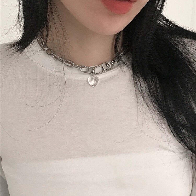 OFUSE - pure heart choker