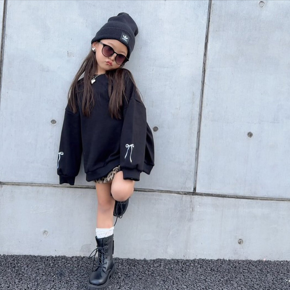 親子款 刺繡蝴蝶結黑色大學T 100-150cm/L碼 #25320