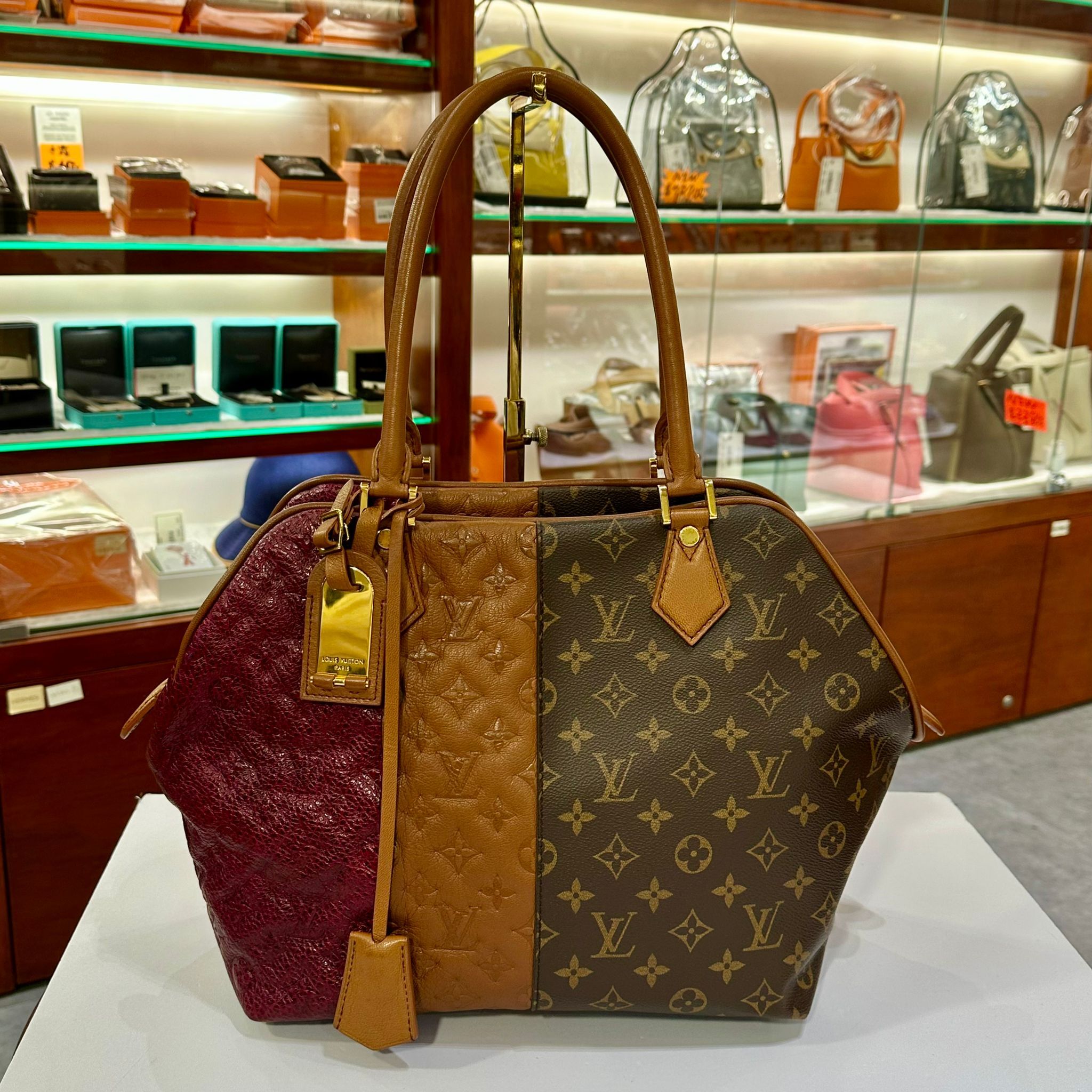 限量版!!! 收藏款!!! 98%NEW二手LV單肩包/托特包,M40503, MONOGRAM BLOCKS/金棕色/波爾多紅壓花牛皮,三拼色, #兩年免費保養 #香榭站正品