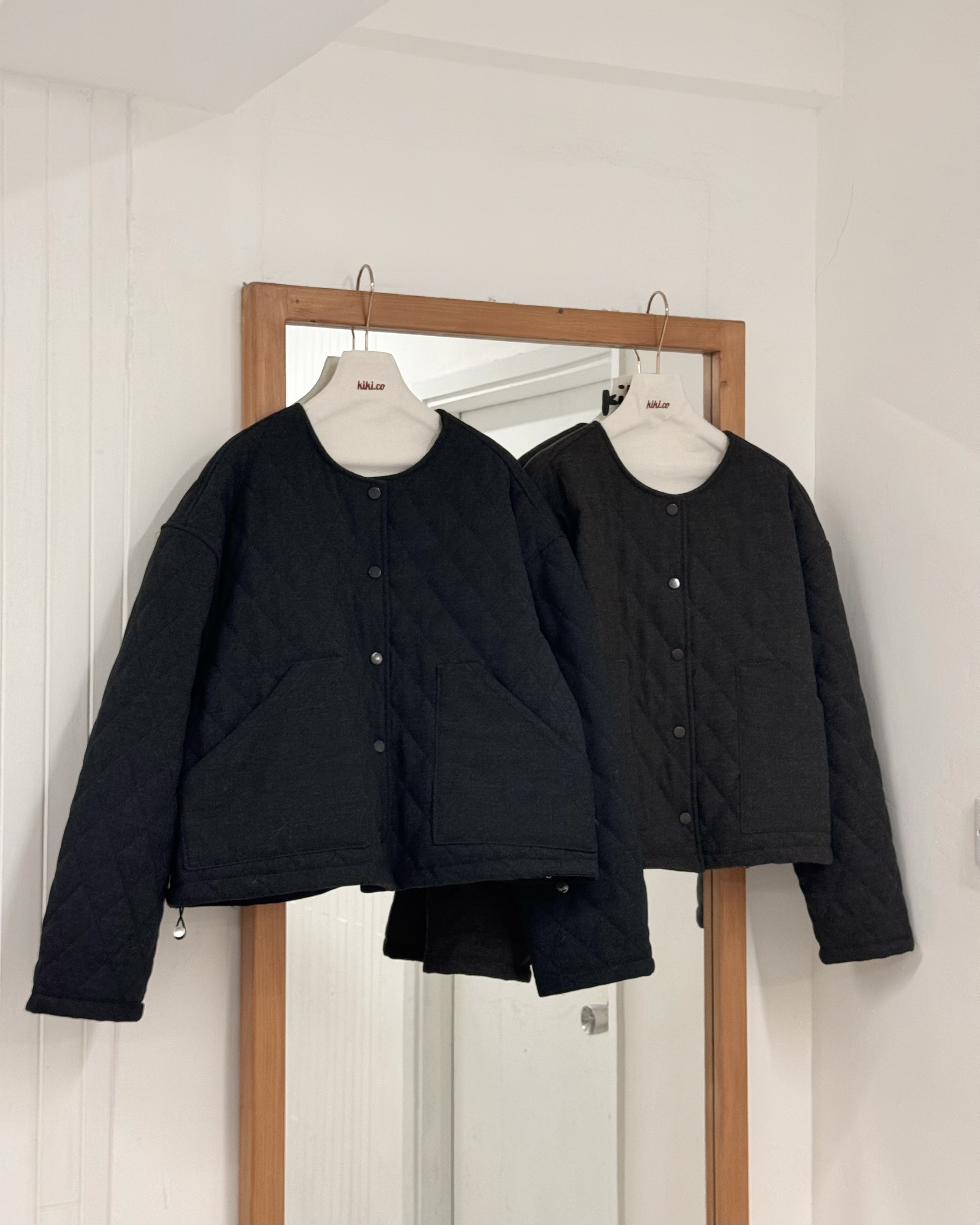 菱格大口袋啪鈕圓領短身外套