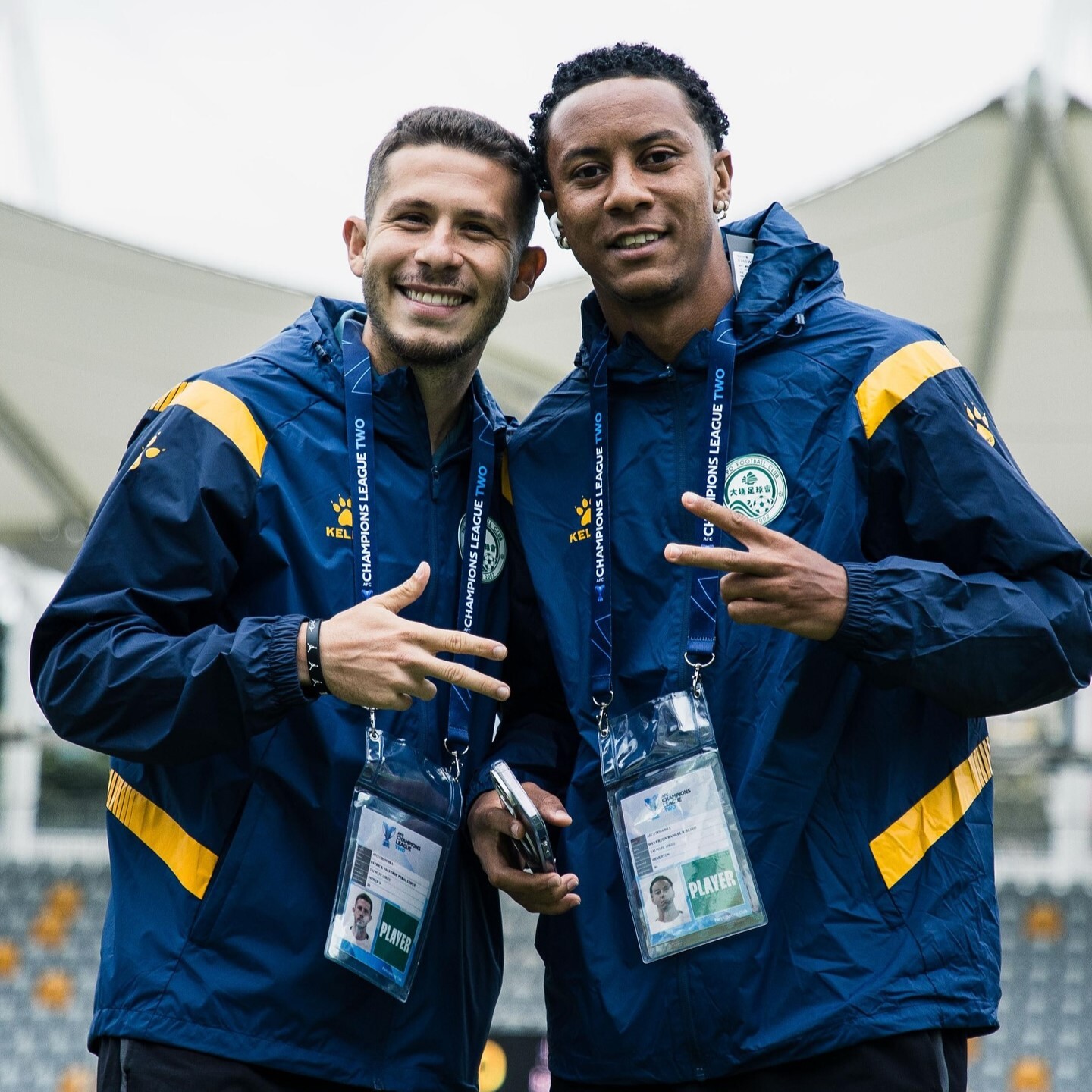 25-26大埔足球隊藍色風褸