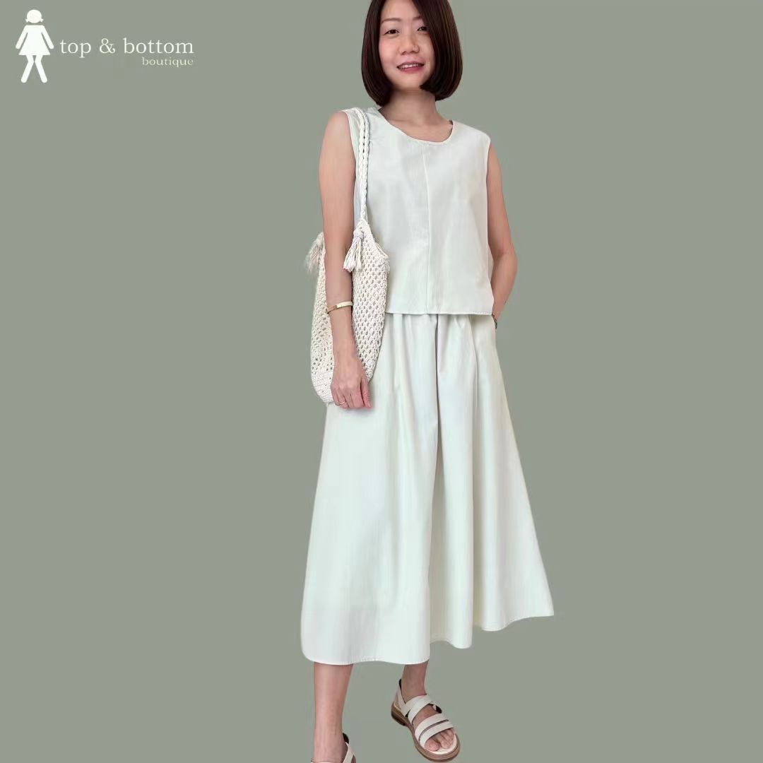 SLEEVELESS COTTON BLOUSE & SKIRT SET SUIT