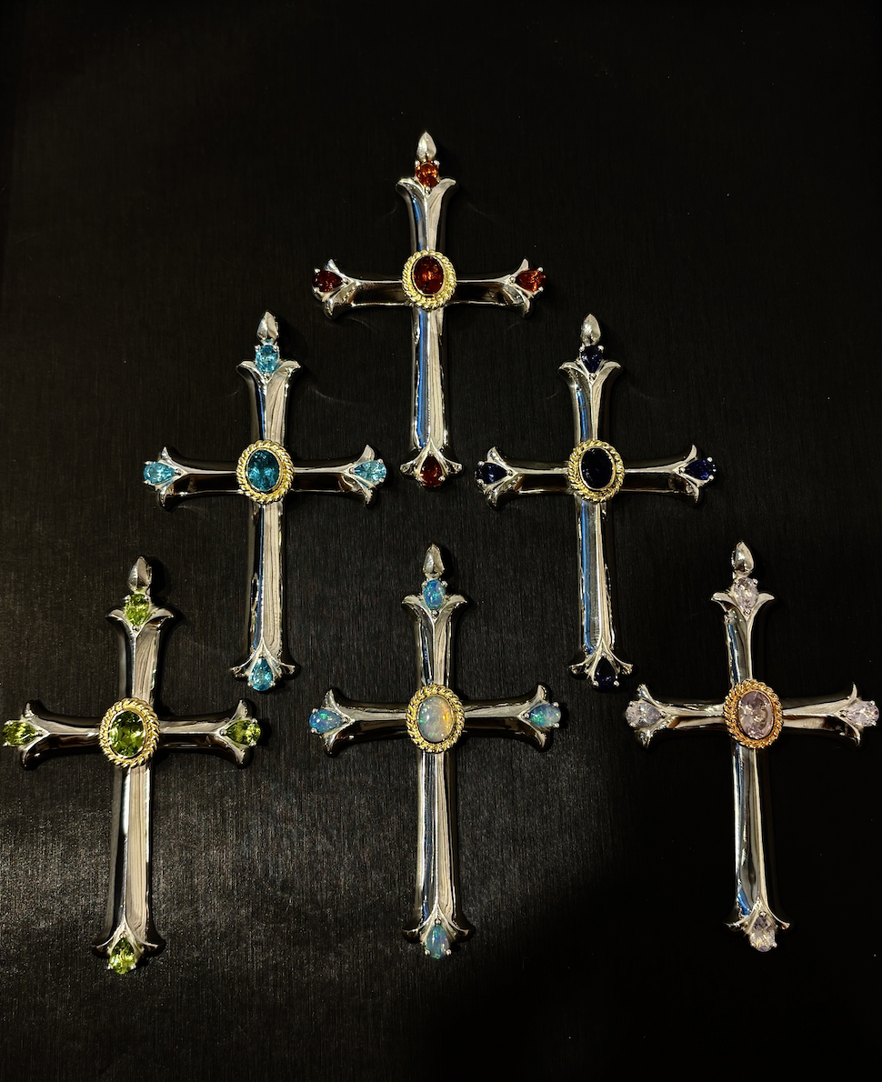 寶石十字架 w/4顆水滴寶石