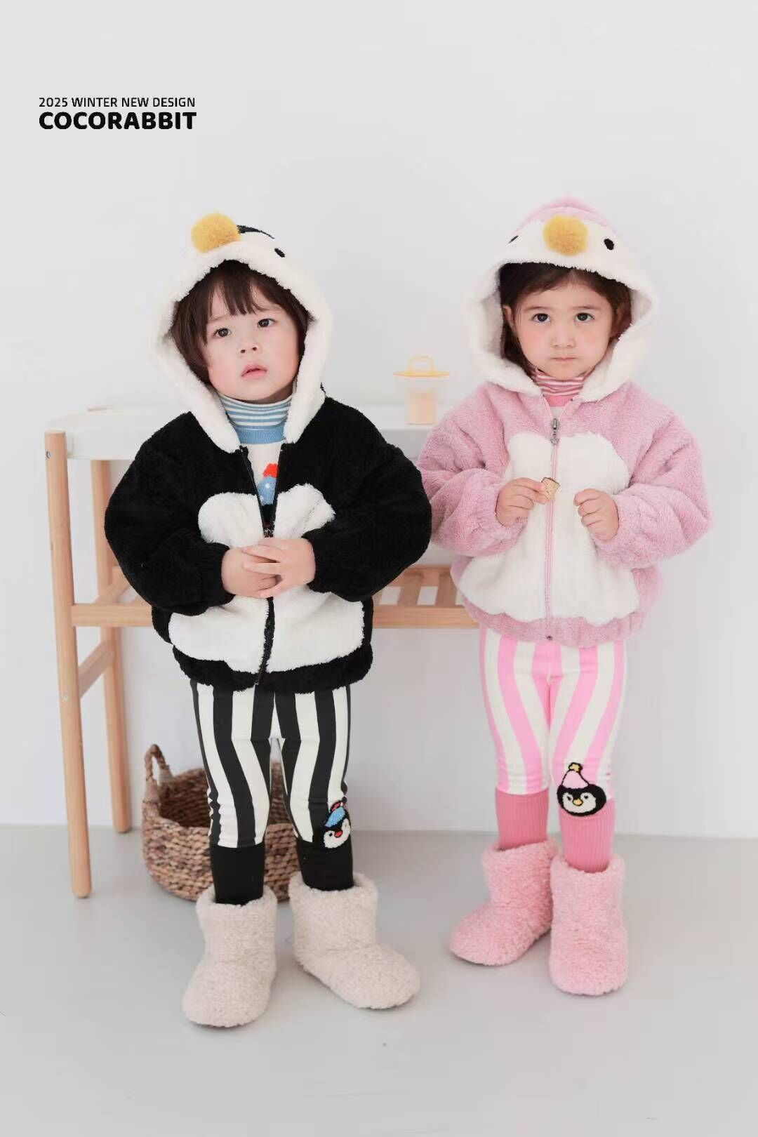 CRB11OW025BK coco rabbit 黑白企鵝毛毛外套