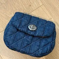 [S] COACH SV/DENIM CAL34 TURNLOCK CARD CASE QUILTED DENIM, 196395702749 (SUZZ40)