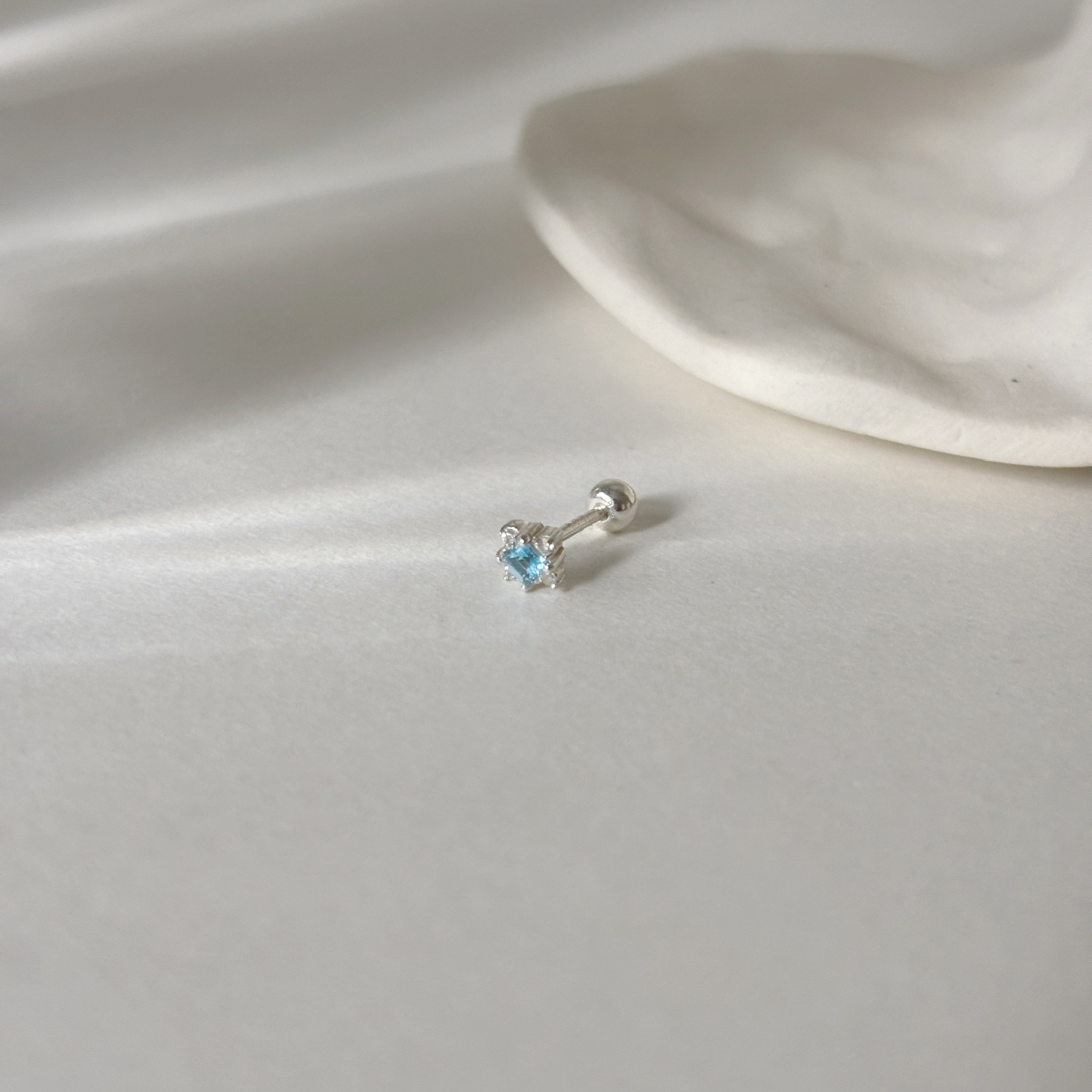 小窗花托帕石轉珠耳環