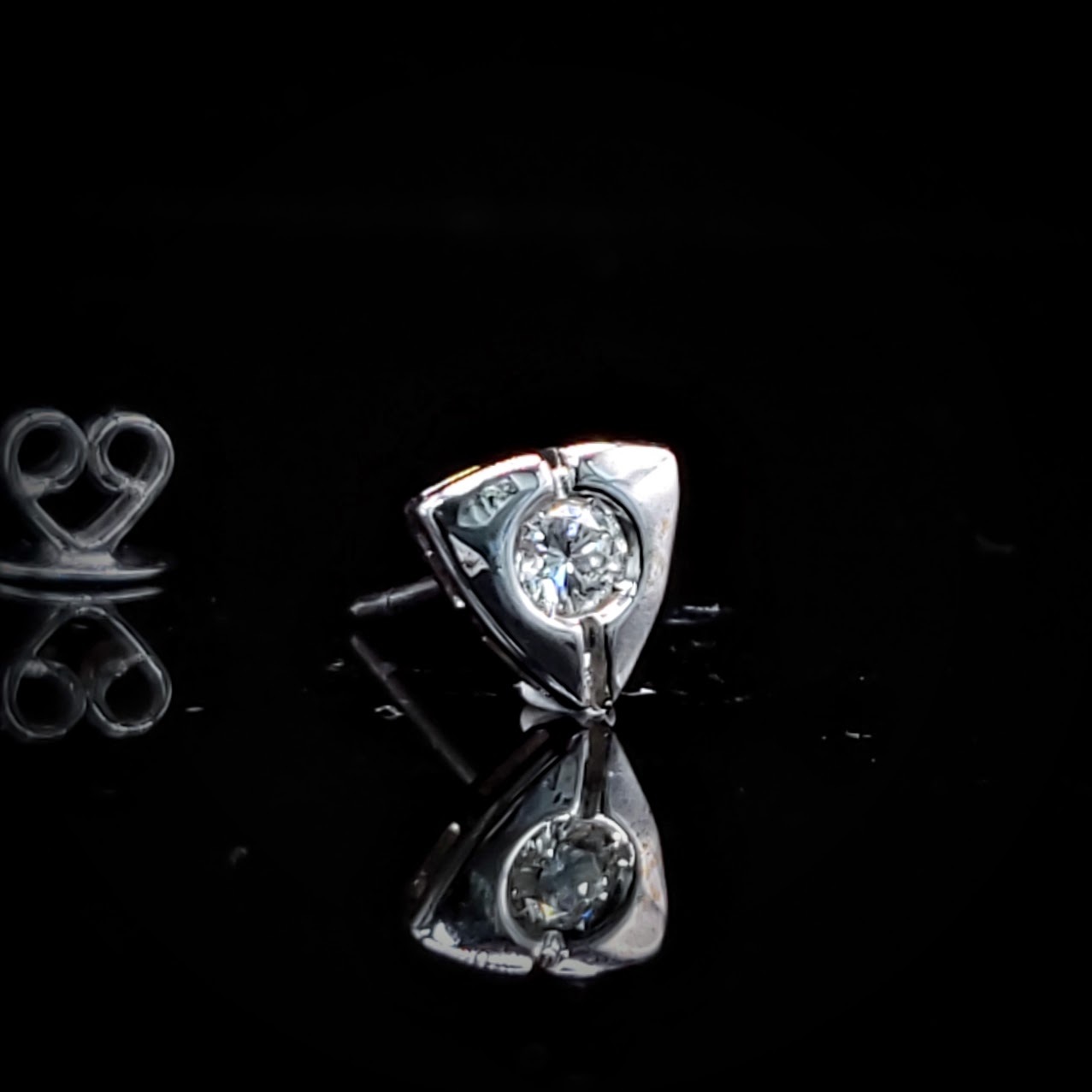 18K White Gold 0.15ct Diamond Single Earring