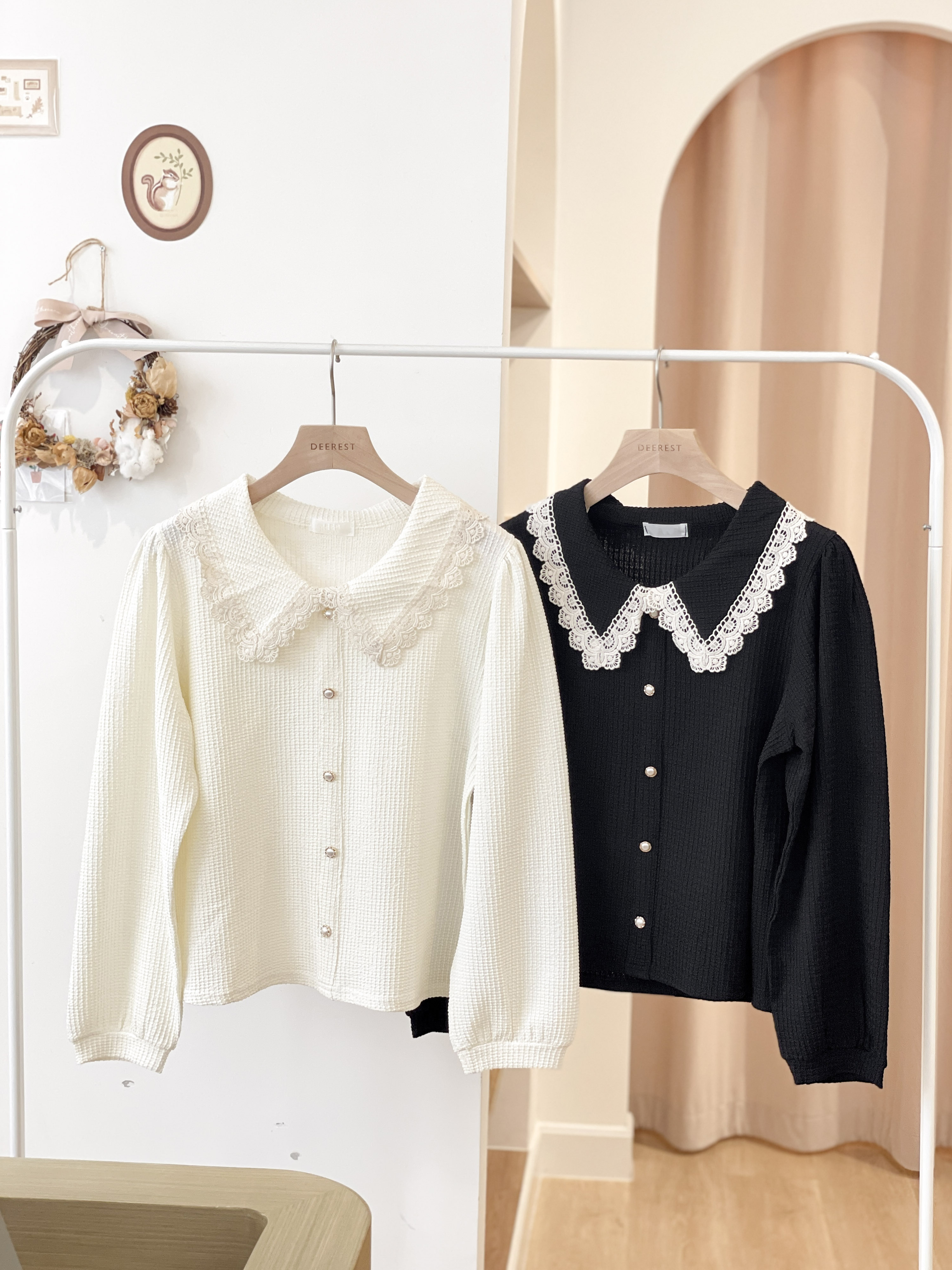 T1415 Oreo Waffle Lace Blouse