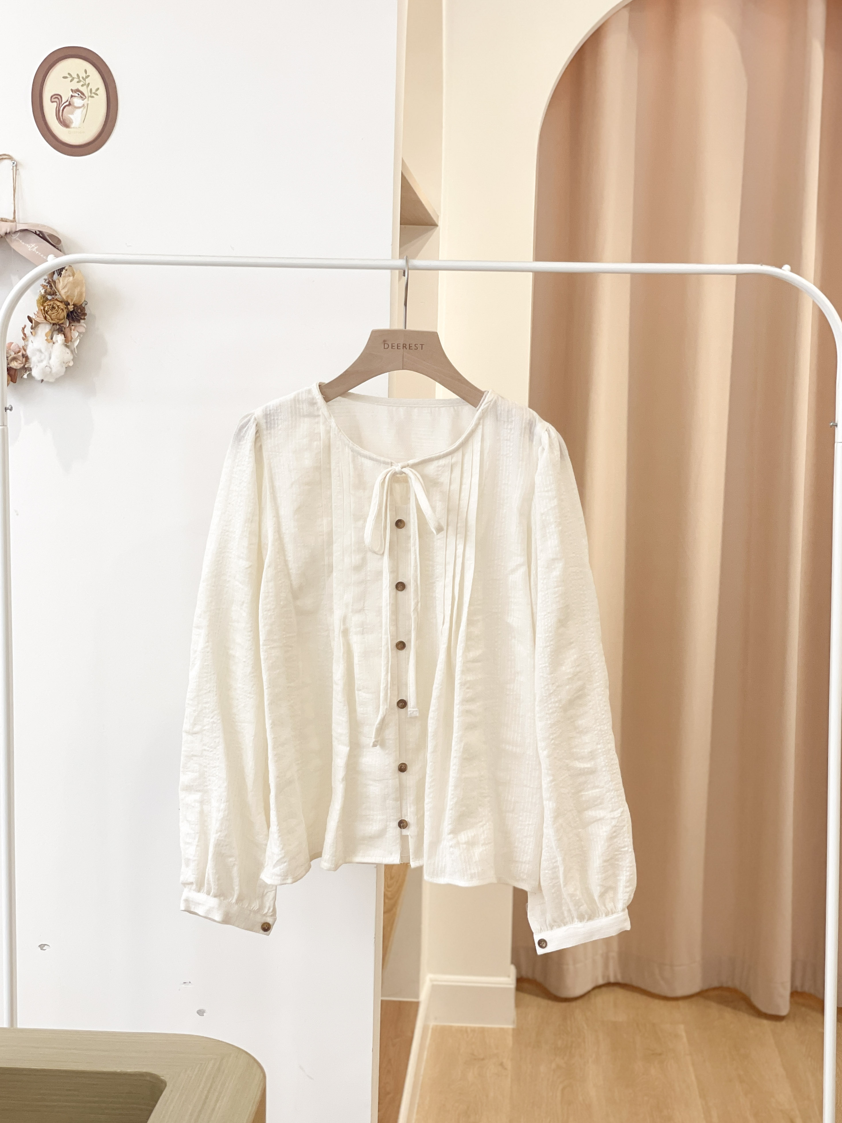 T1418 Grace Linen Blouse