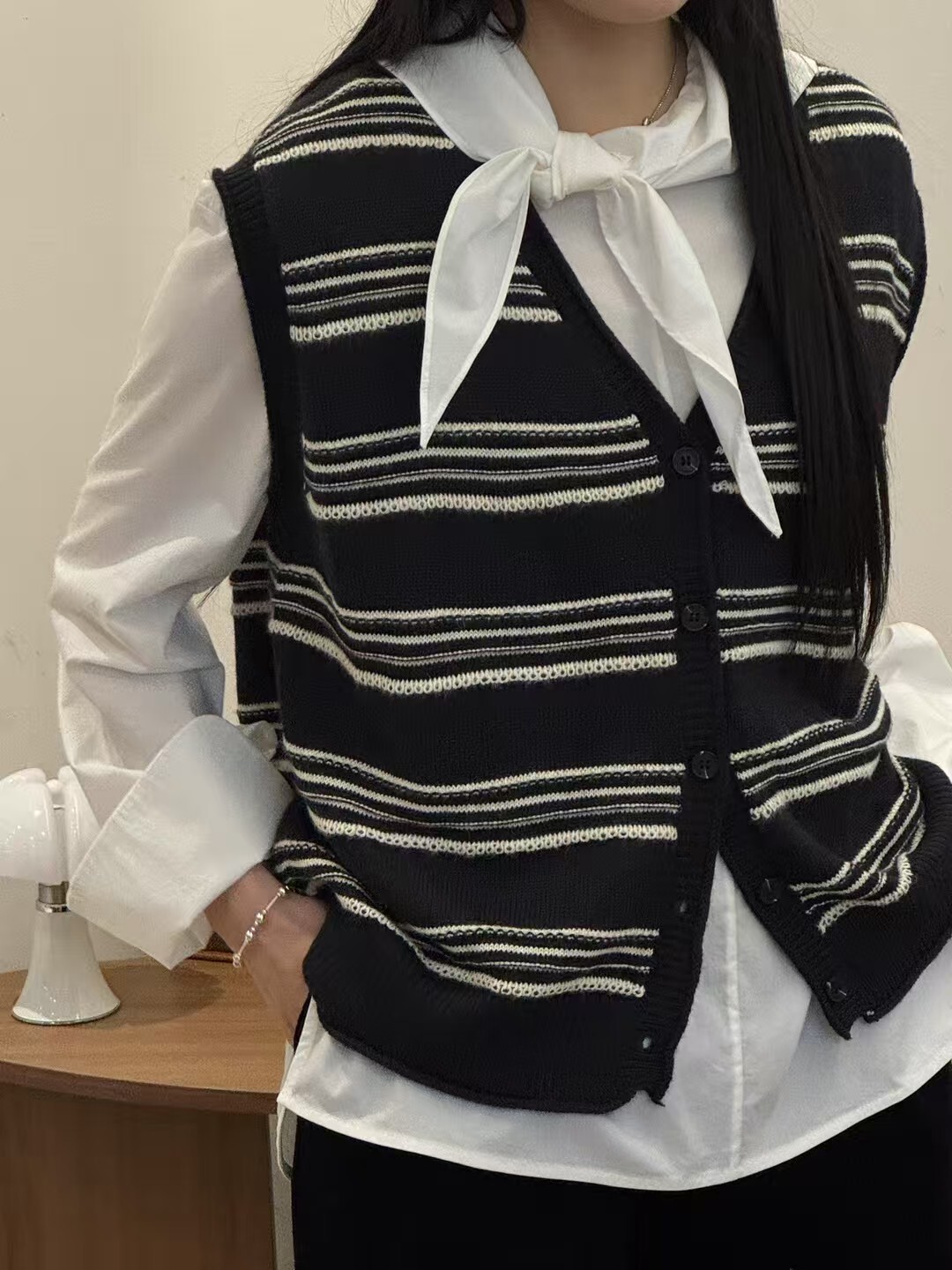 ABB5221 間條羊毛背心外套