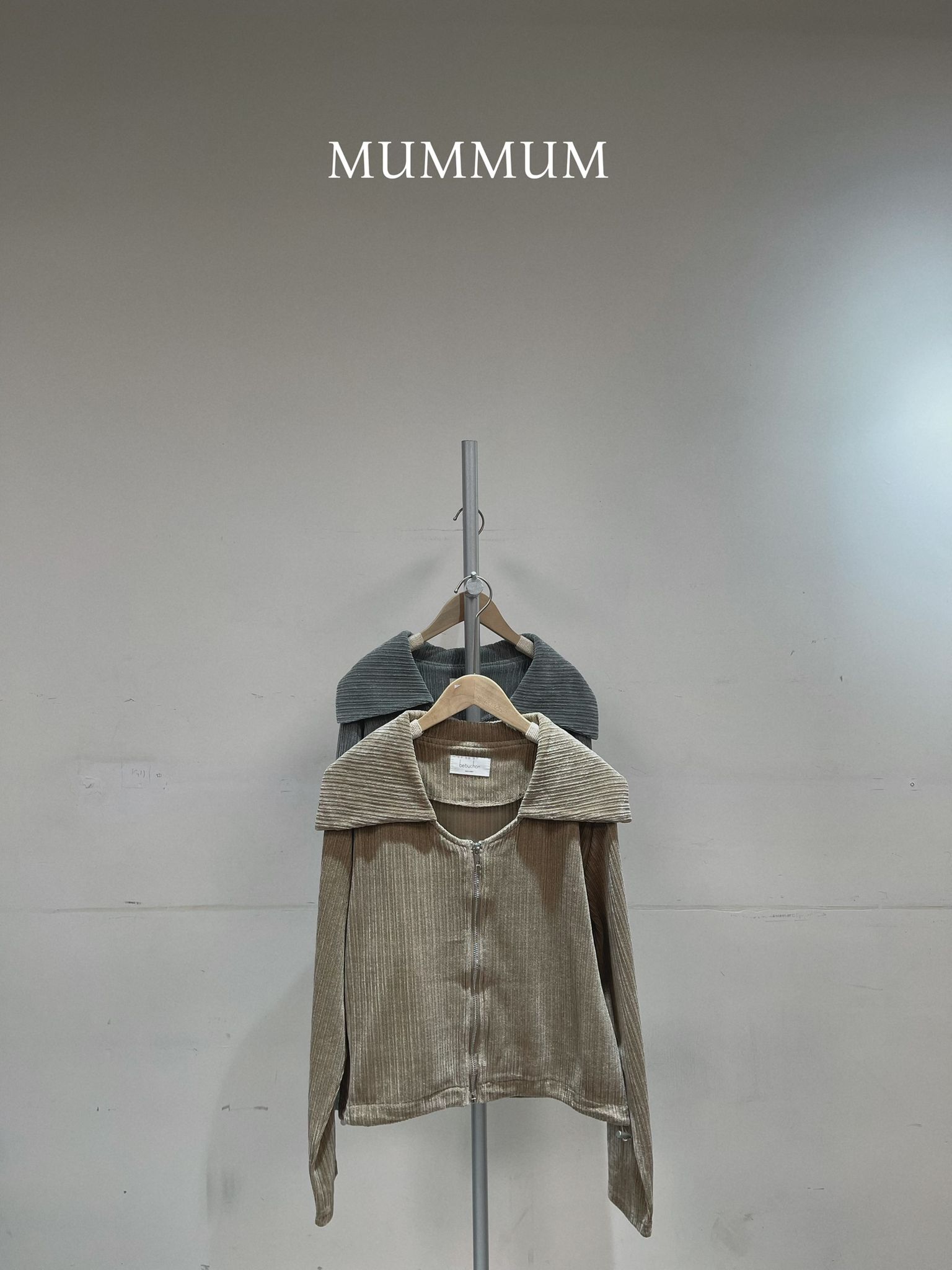 0212848a/ 大翻領條紋絨外套 42/42/22