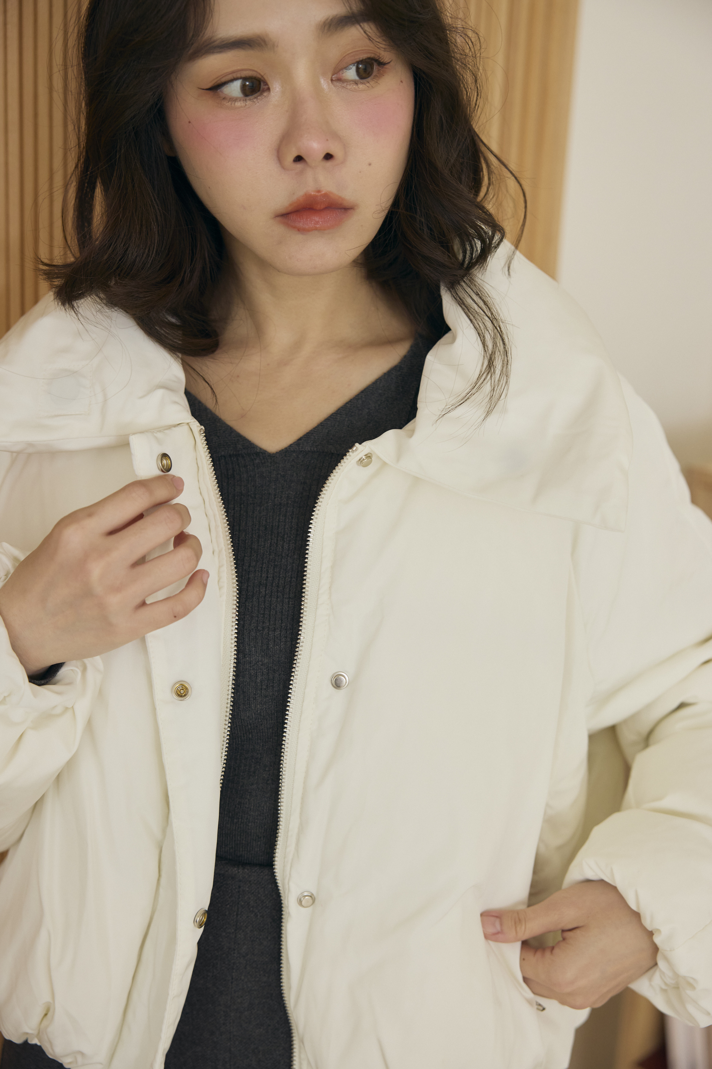 90鴨絨羽絨外套-白