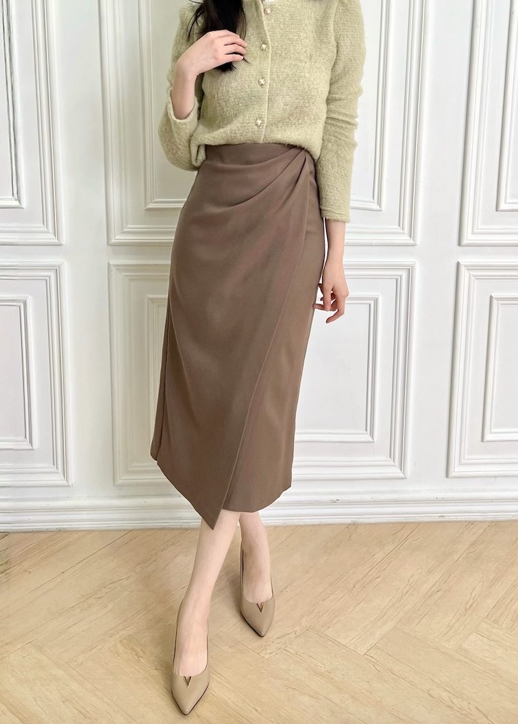 側抓皺裁片長裙