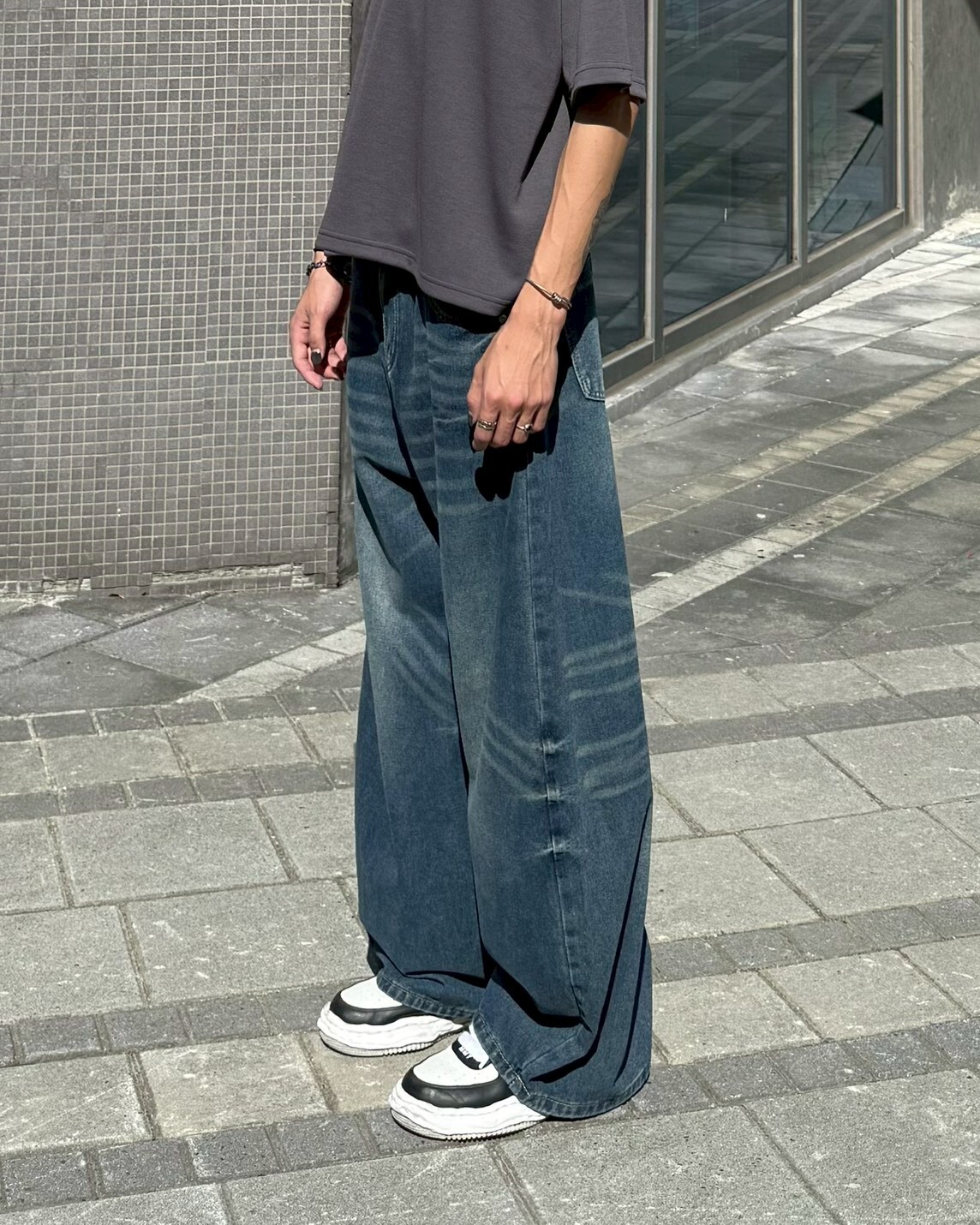 『RB』舊抓痕牛仔彎刀褲