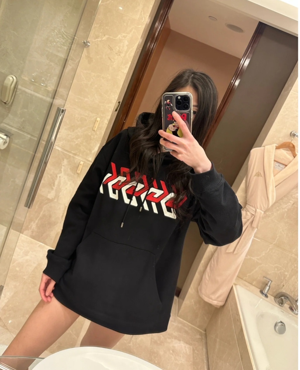 GG 白色併紅色GG logo 黑色有帽衞衣