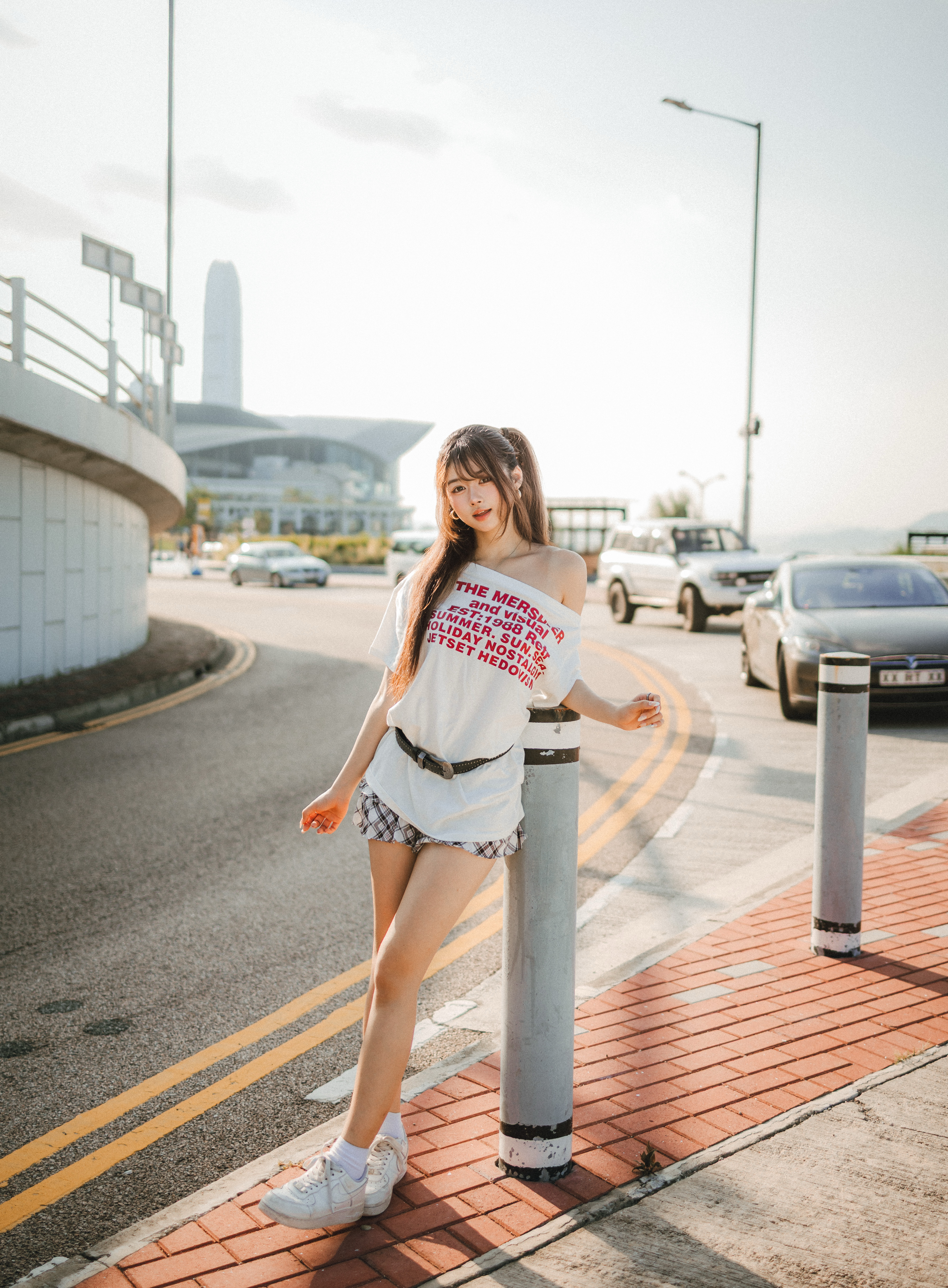 1988字母寬身單肩Tee