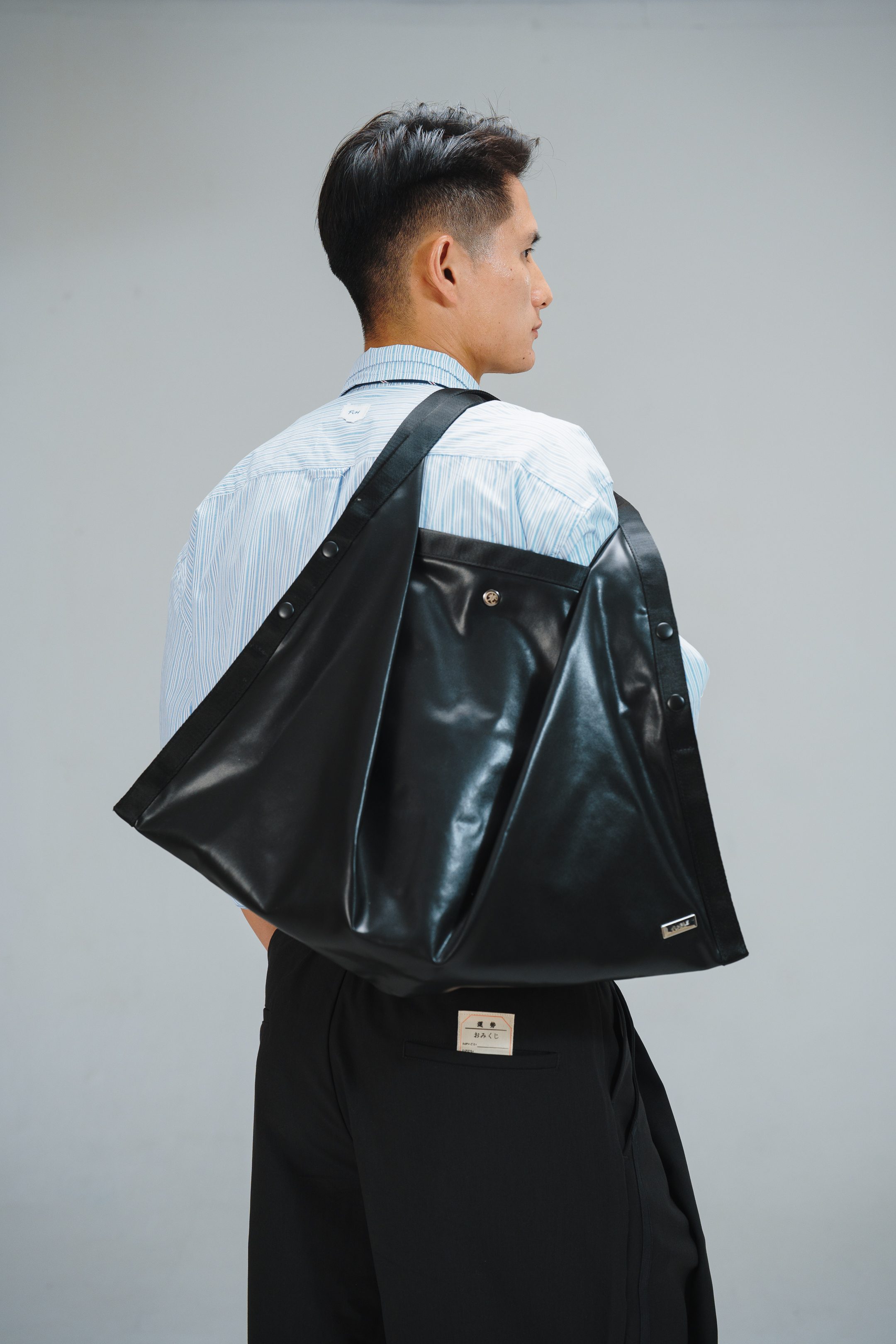 Leather handle Nylon Shoulder Bag｜Black｜Hong Kong Original Design