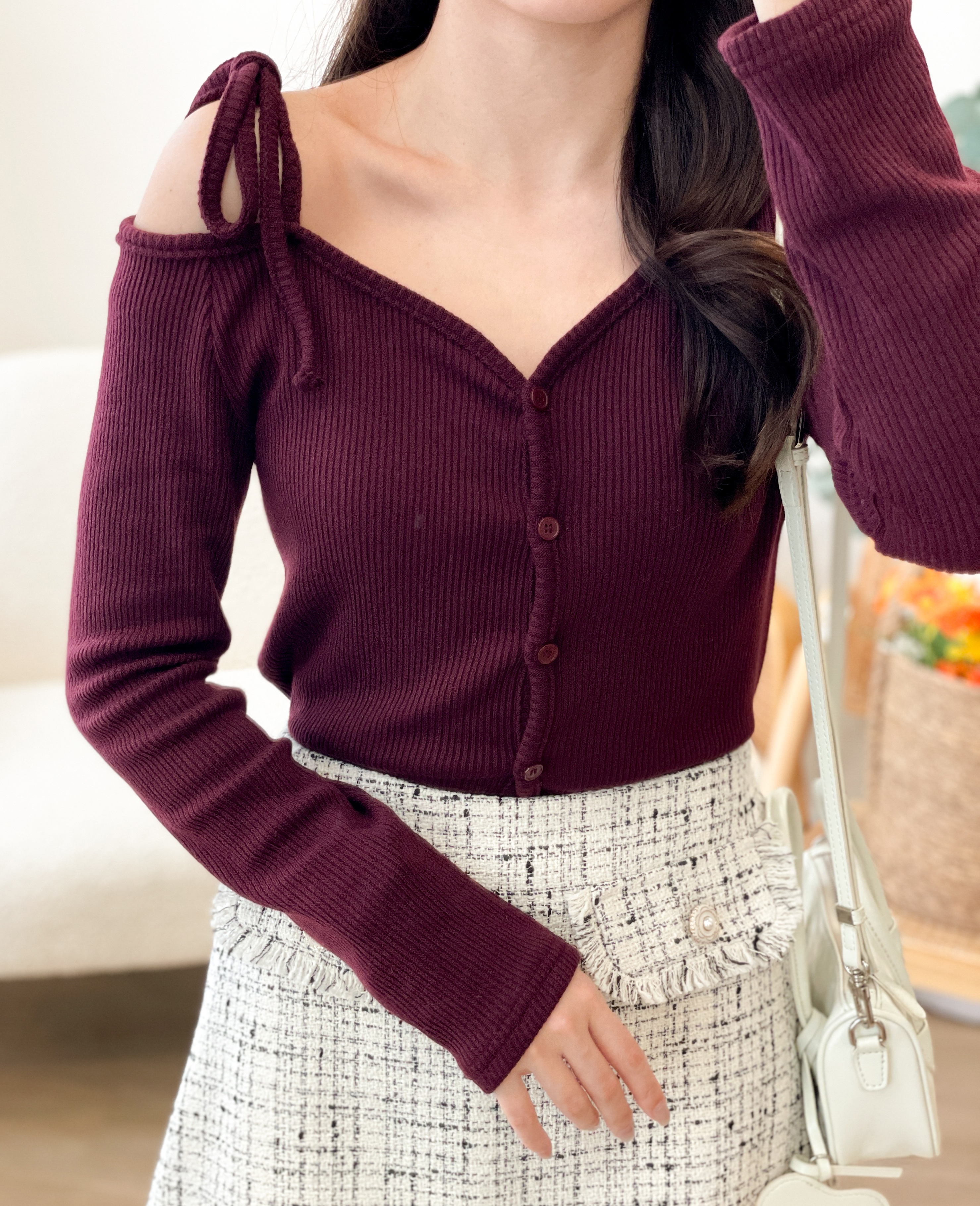 T1427 Alora Light Knit Top