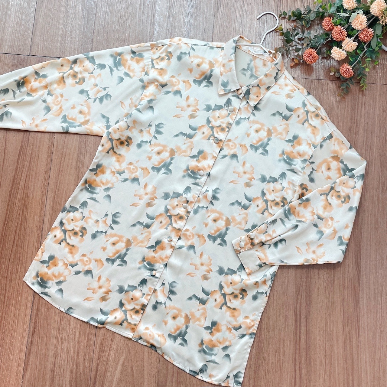 日本製奶油色水墨花長袖古著上衣