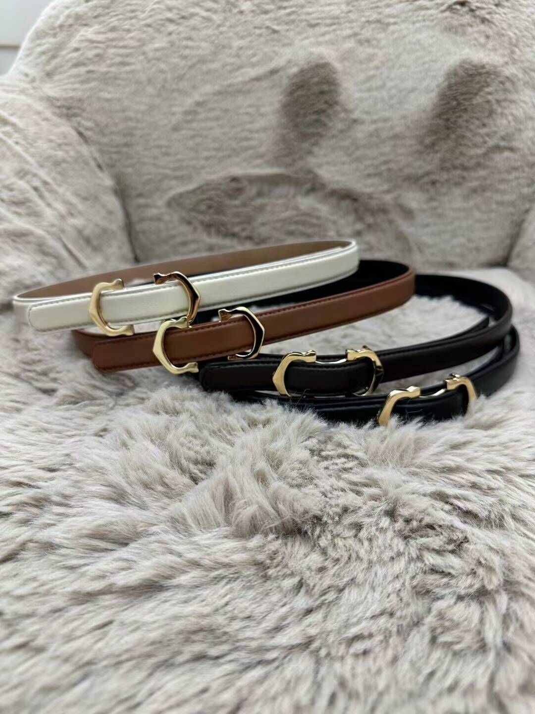 BT5105 義大利牛皮按扣皇冠腰帶（寬2cm）