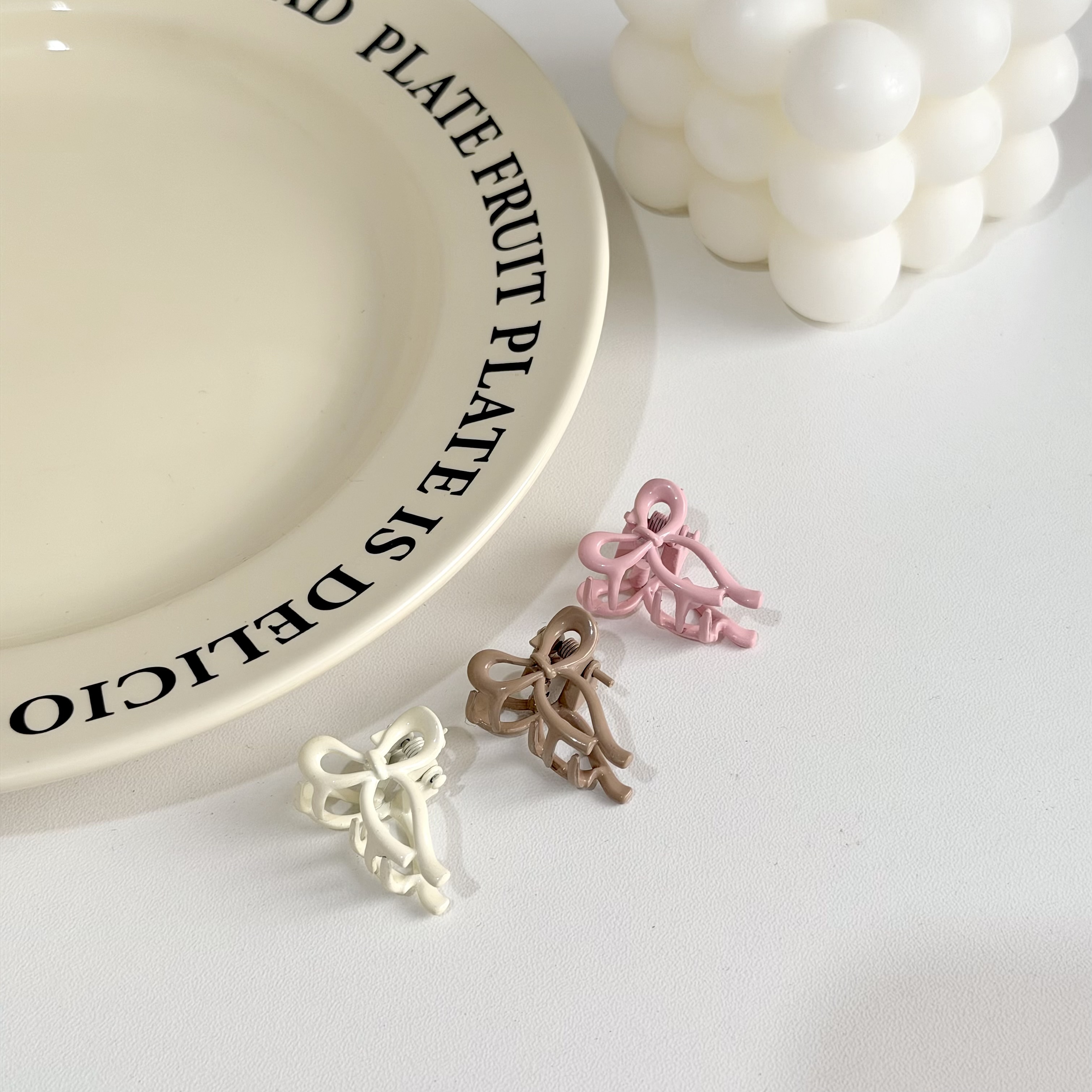 J33烤漆蝴蝶結小抓夾（單支）