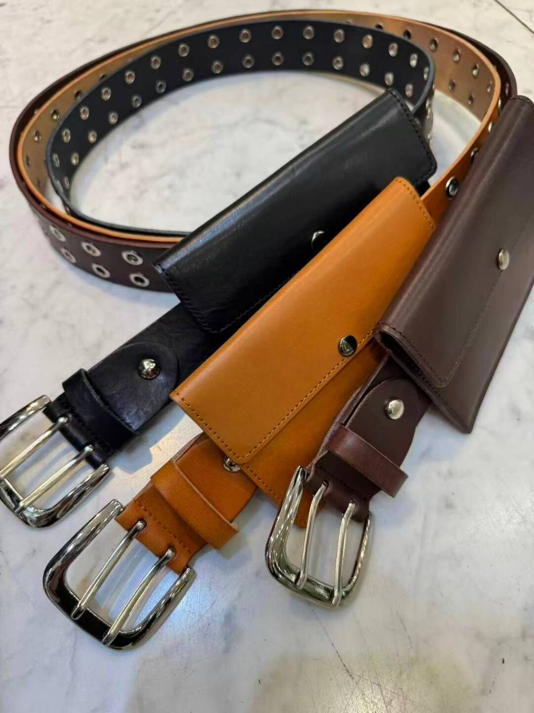 BT5113 義大利牛皮雙拍洞大包腰帶