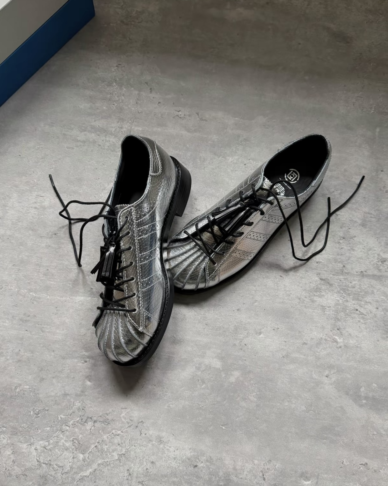 【Focus Store】預購 Clot x Adidas Originals Superstar dress "Silver" 銀色 KK3056