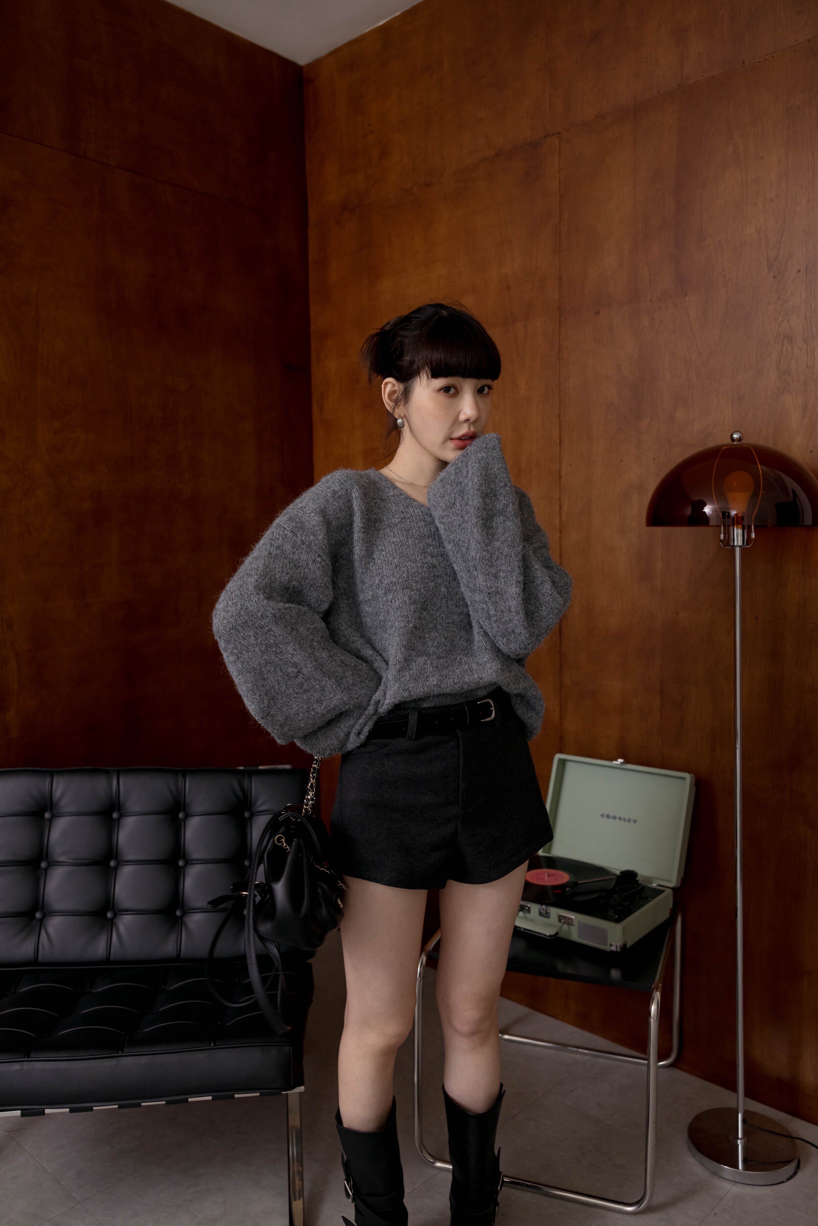 (現貨)#AE44 附皮帶毛料西裝短褲(黑/灰/咖)