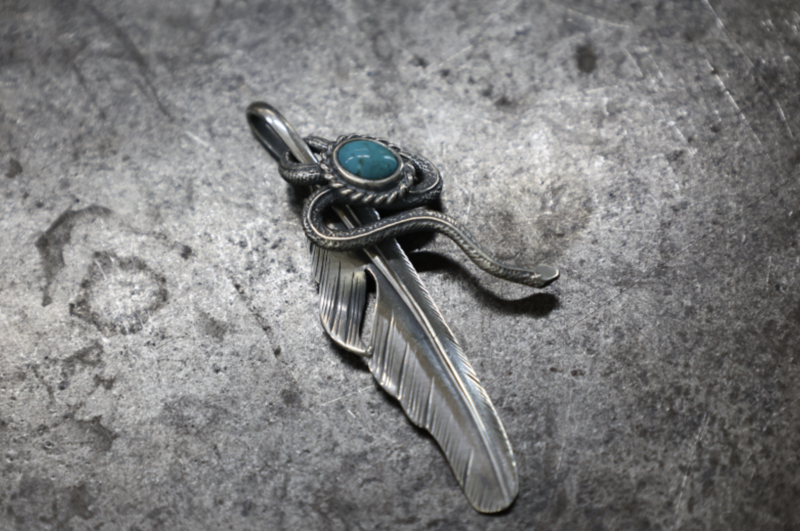 SE-1462 1st feather w snake/turquoise