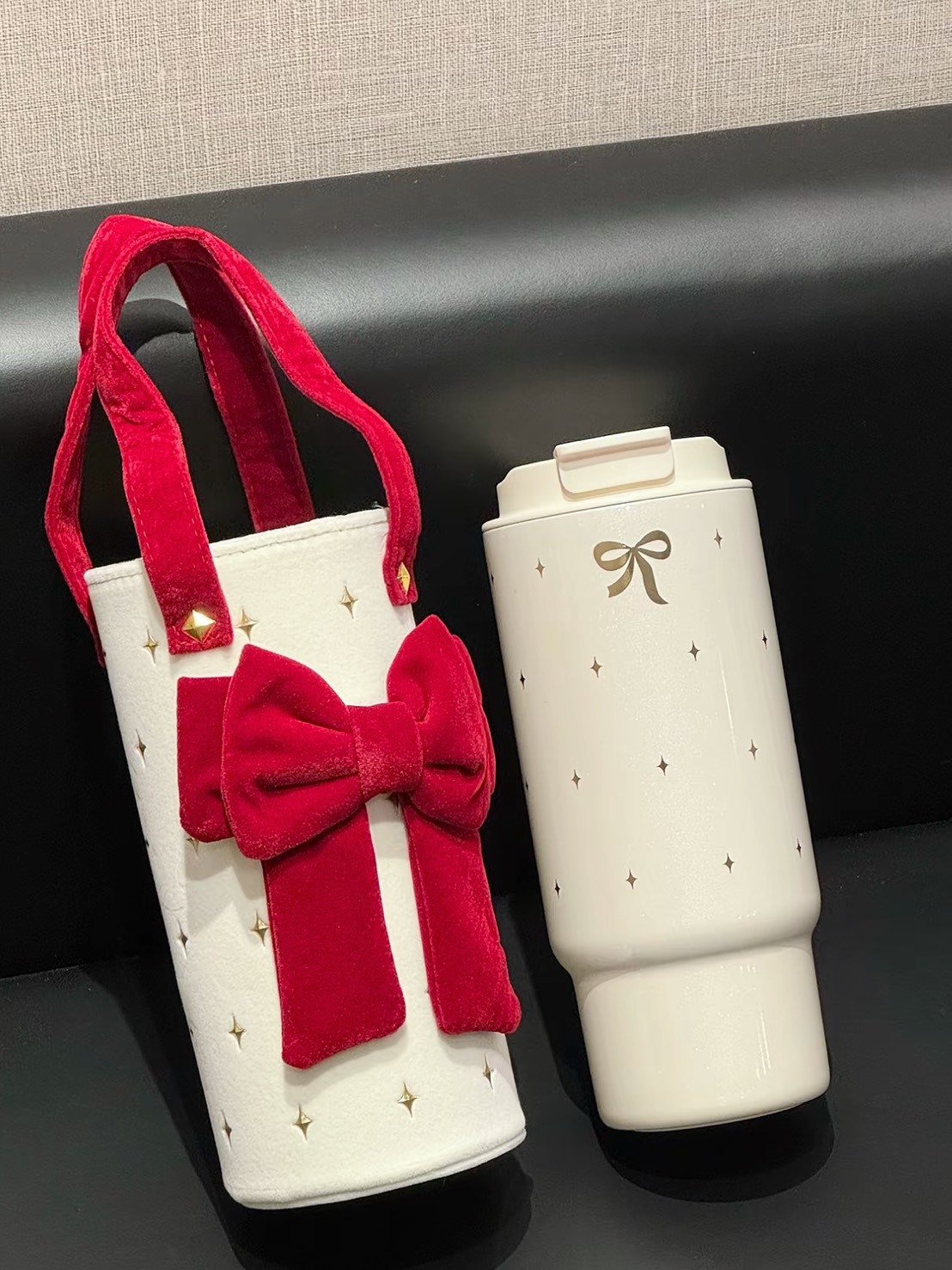 <國外限定發售> STARBUCKS 星巴克 蝴蝶結 随行杯 附蝴蝶结杯套 910ML