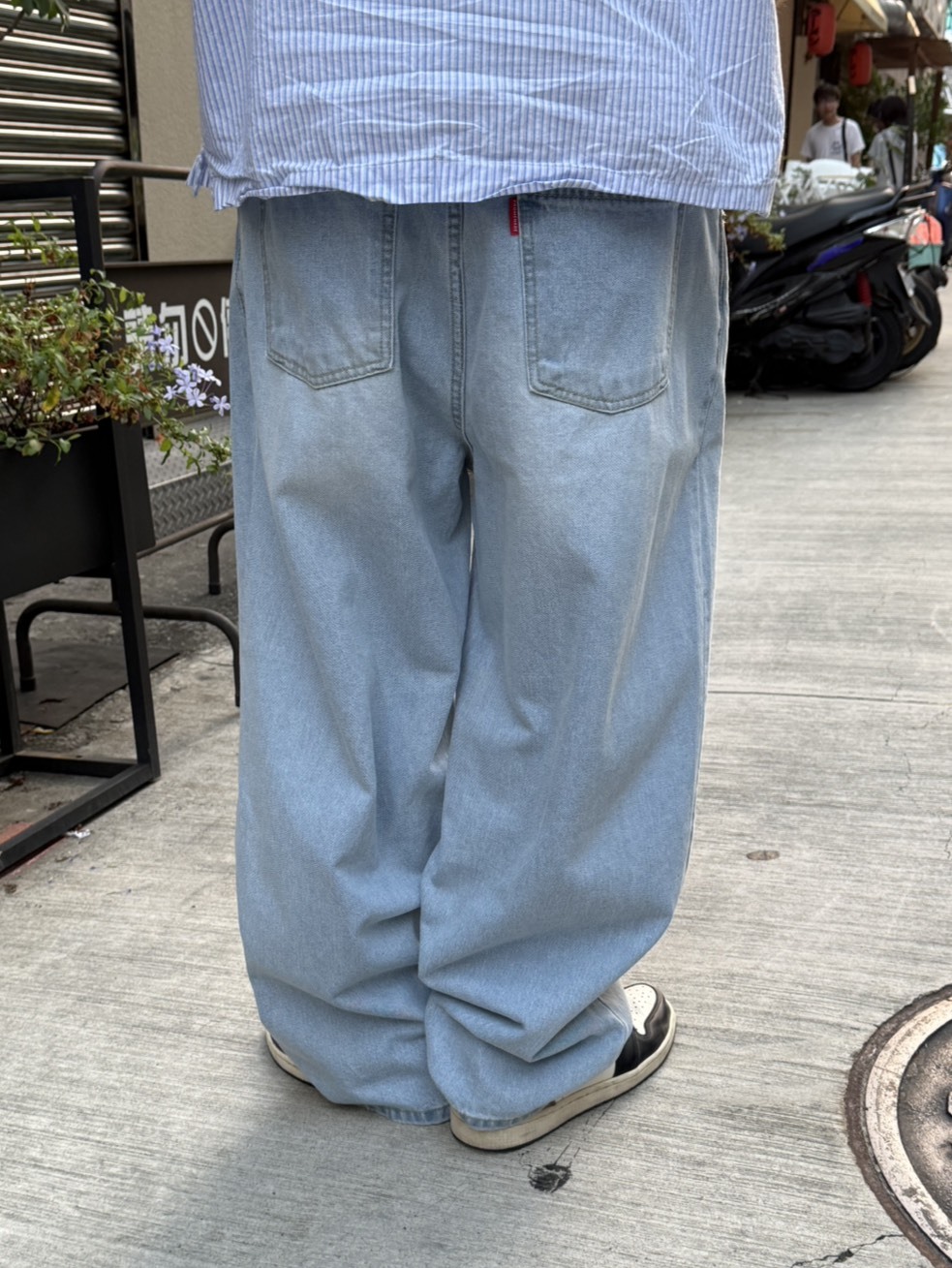 抽繩扣環牛仔闊腿褲