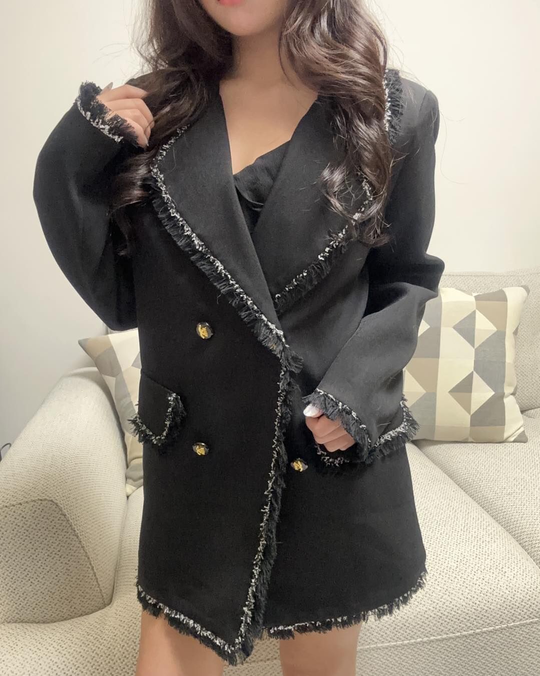 【簡約氣質的滾邊流蘇西裝外套】（現貨）