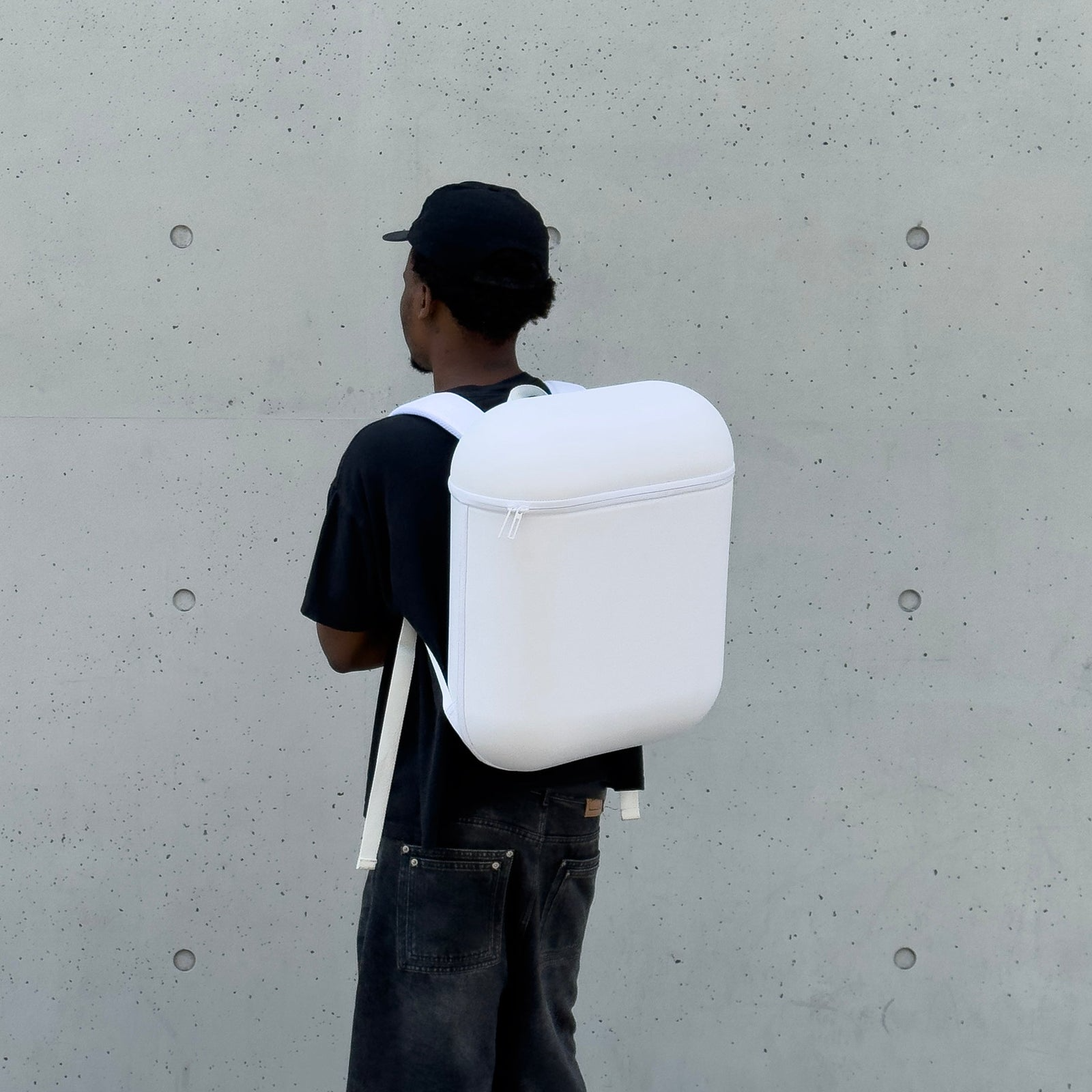神級後背包 Airpack 背包 白色
