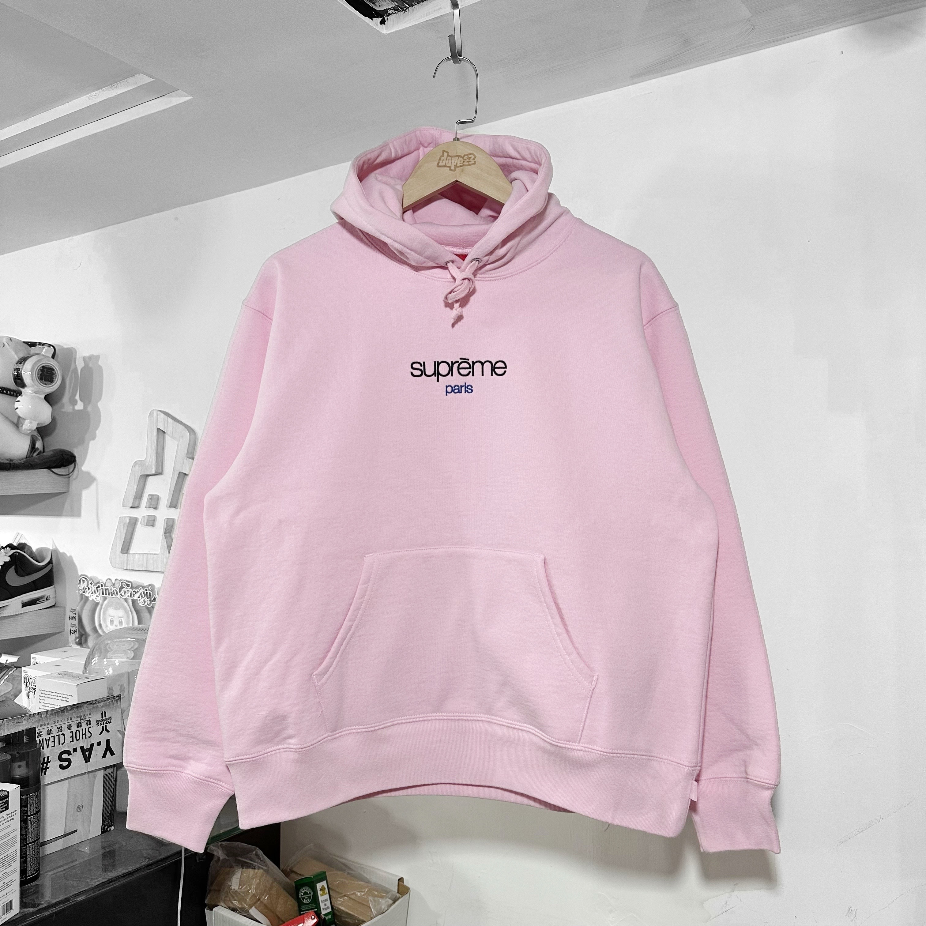 Supreme FW25 Classic Logo Shop Hooded Paris Exclusive 巴黎 門市限定 Light Pink