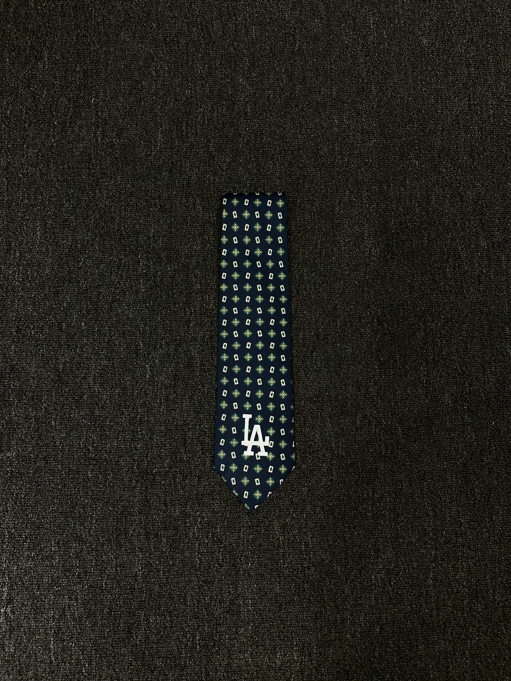 <穿搭必備單品!> Avantgarde Research Custom Tie 復古 領帶 376