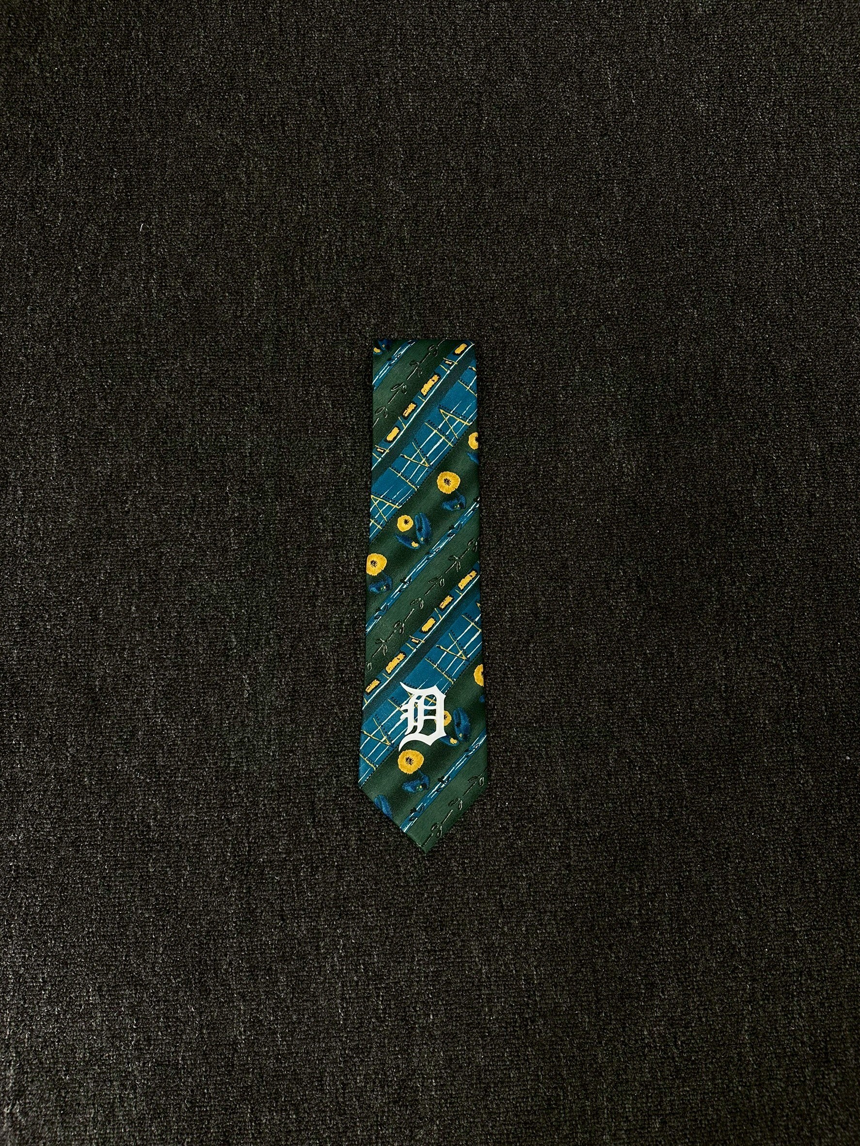 <穿搭必備單品!> Avantgarde Research Custom Tie 復古 領帶 396