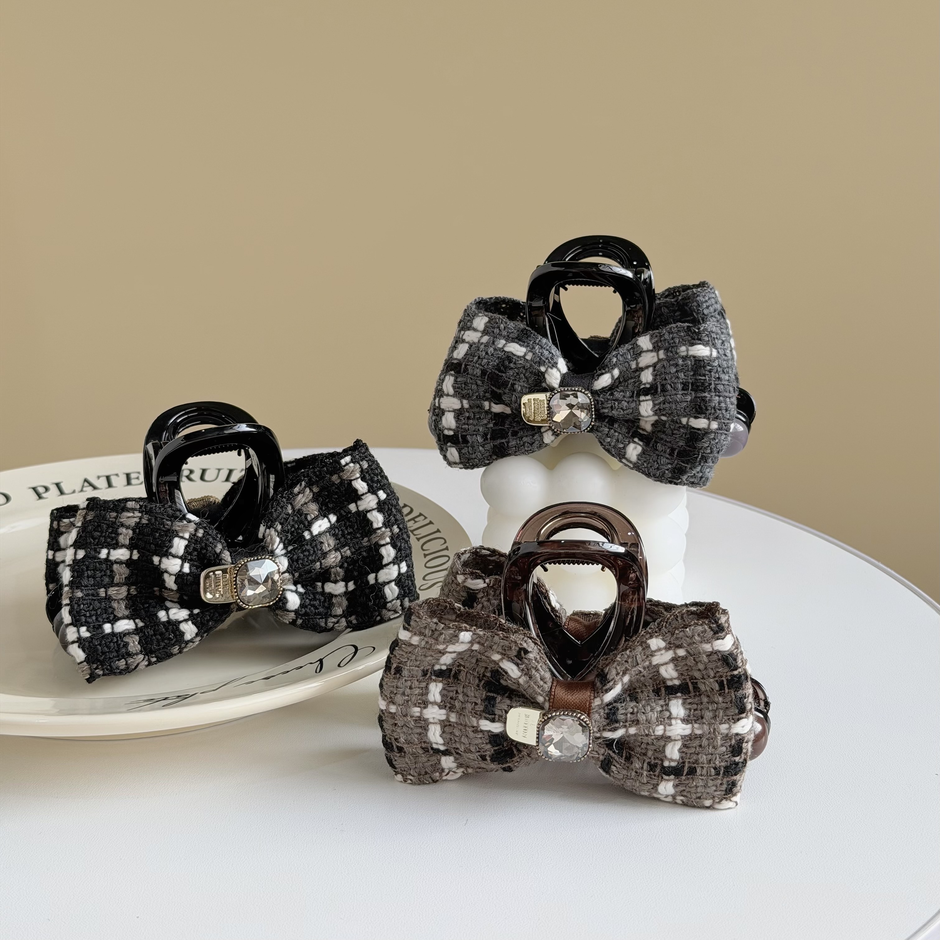 Z383方鑽針織蝴蝶結鯊魚夾