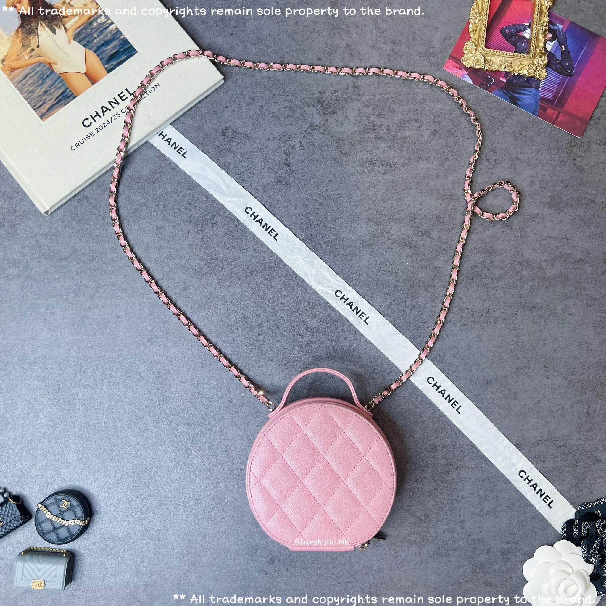 「SOLD」 CHANEL Mini Round Vanity Case