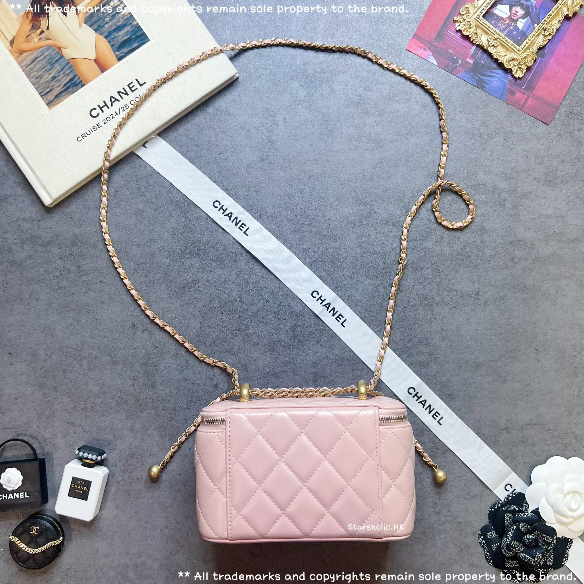 「SOLD」 CHANEL Seasonal 雙金珠長盒子