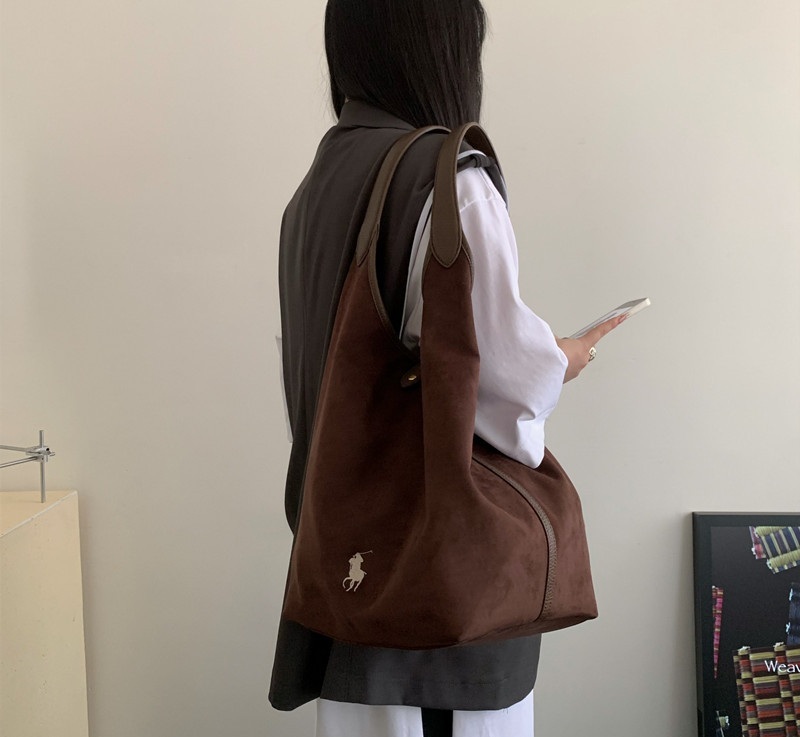 大容量麂皮菜籃包(黑/橄欖綠/深咖)