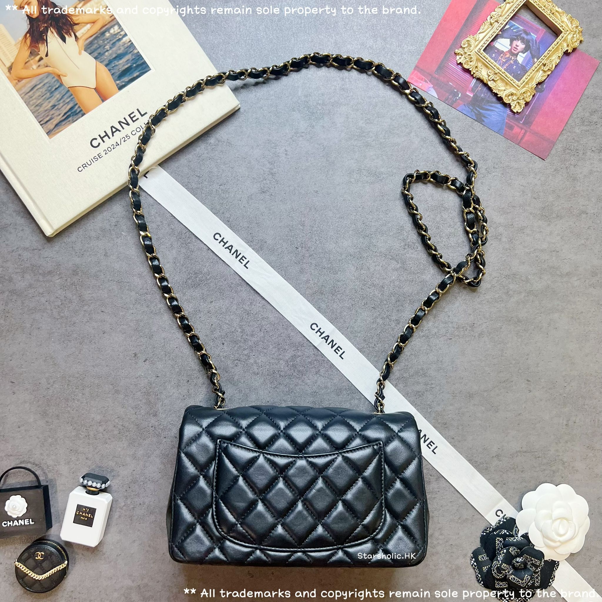 CHANEL Classic Flap 20cm