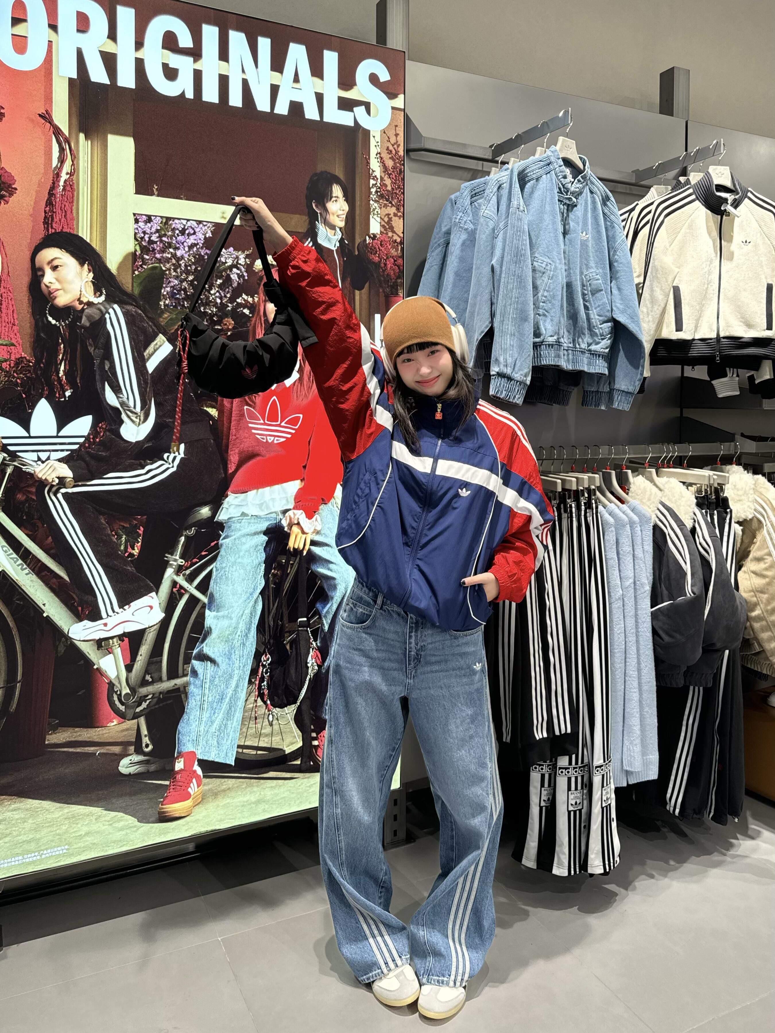 𝐀𝐝𝐢𝐝𝐚𝐬 紅藍親子風褸