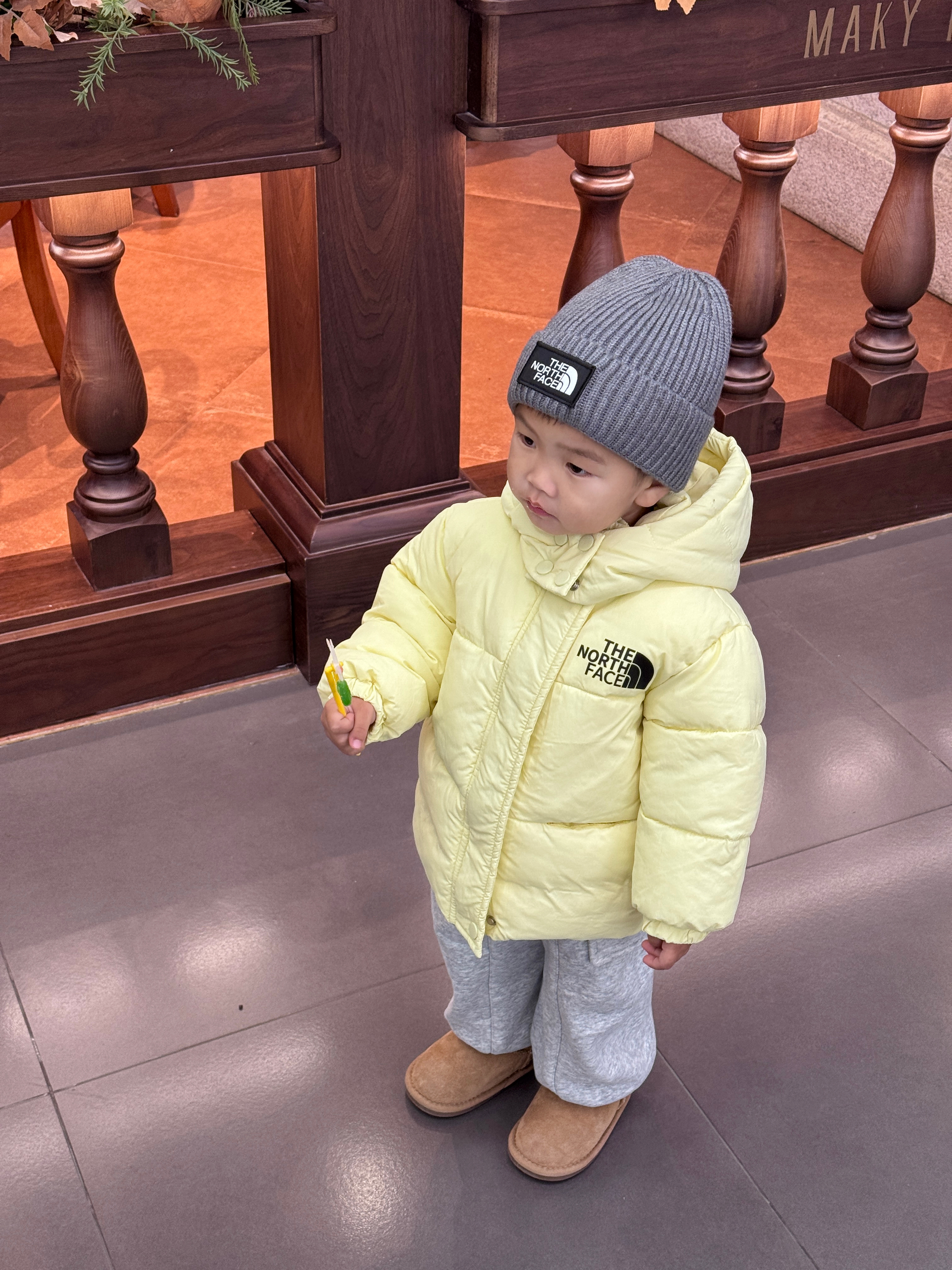 𝐓𝐡𝐞 𝐍𝐨𝐫𝐭𝐡 𝐅𝐚𝐜𝐞 溫柔色系連帽羽絨褸