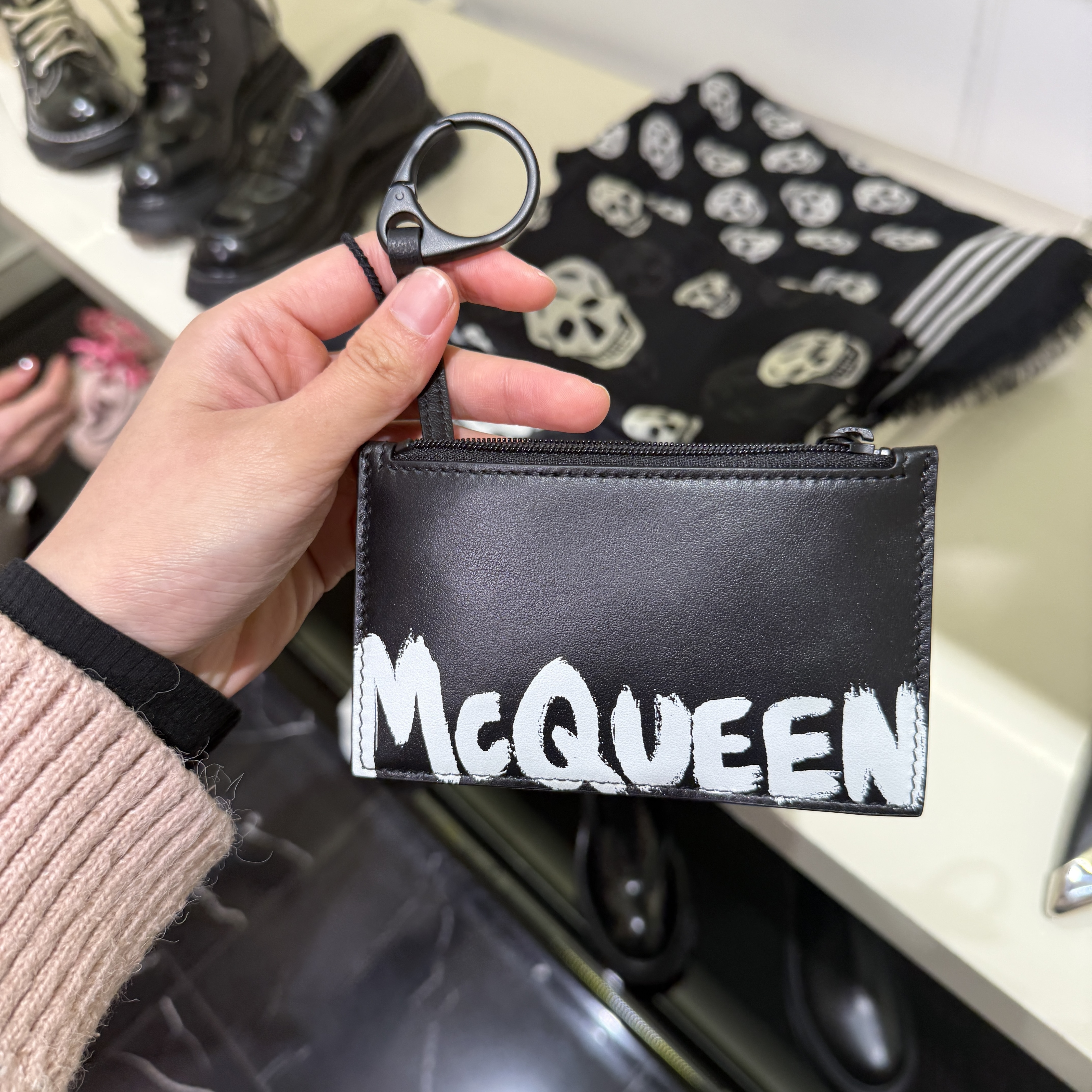 McQueen zip coin key ring leather card holder black