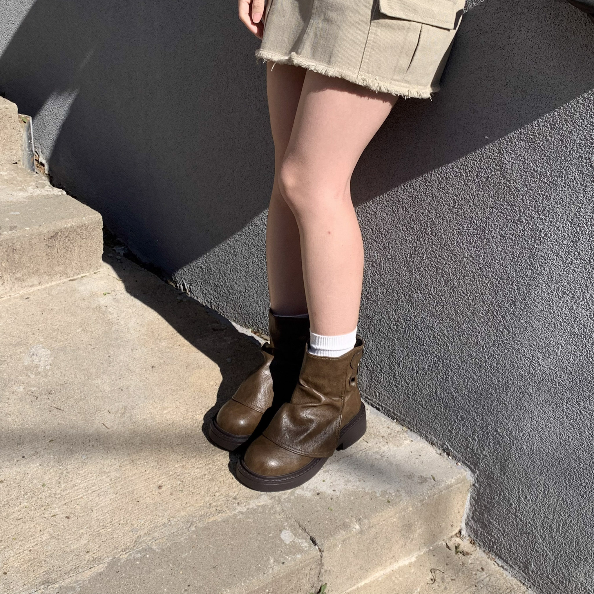 ISA_今年鞋控單品 穿搭up霧面皮革騎士短靴_51045