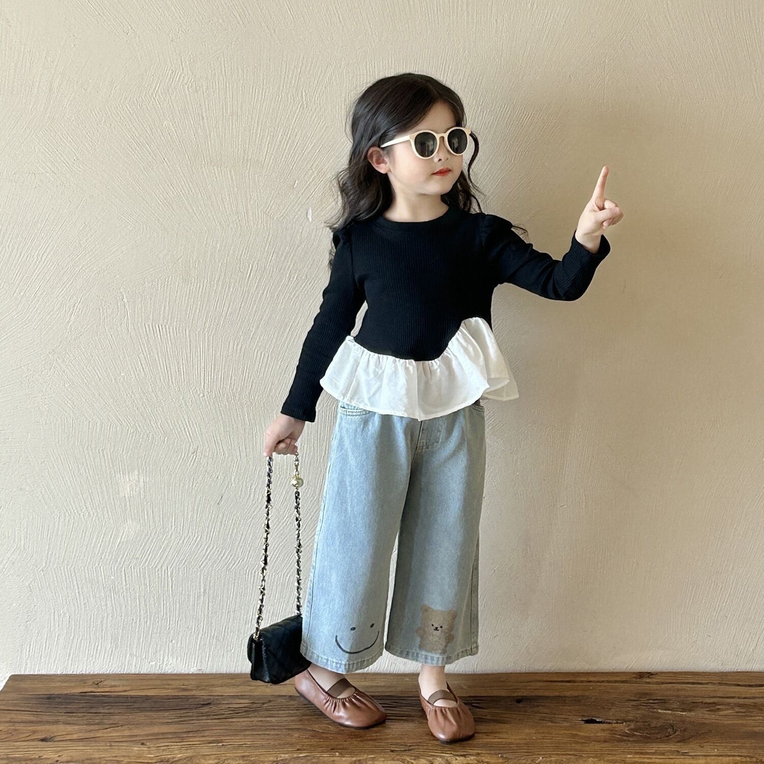 氣質荷葉邊上衣/熊熊笑臉牛仔褲